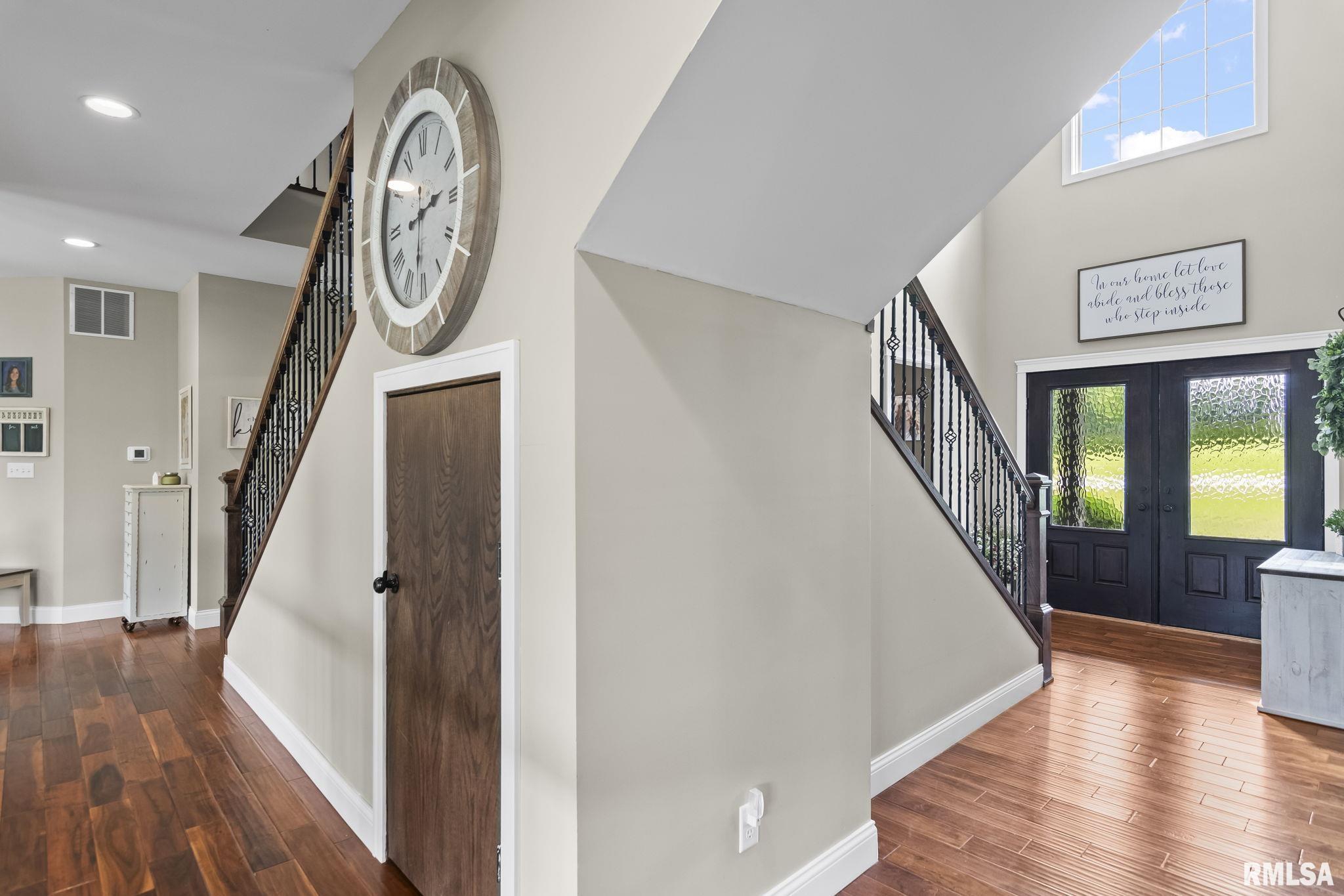 6644 REAGAN Drive