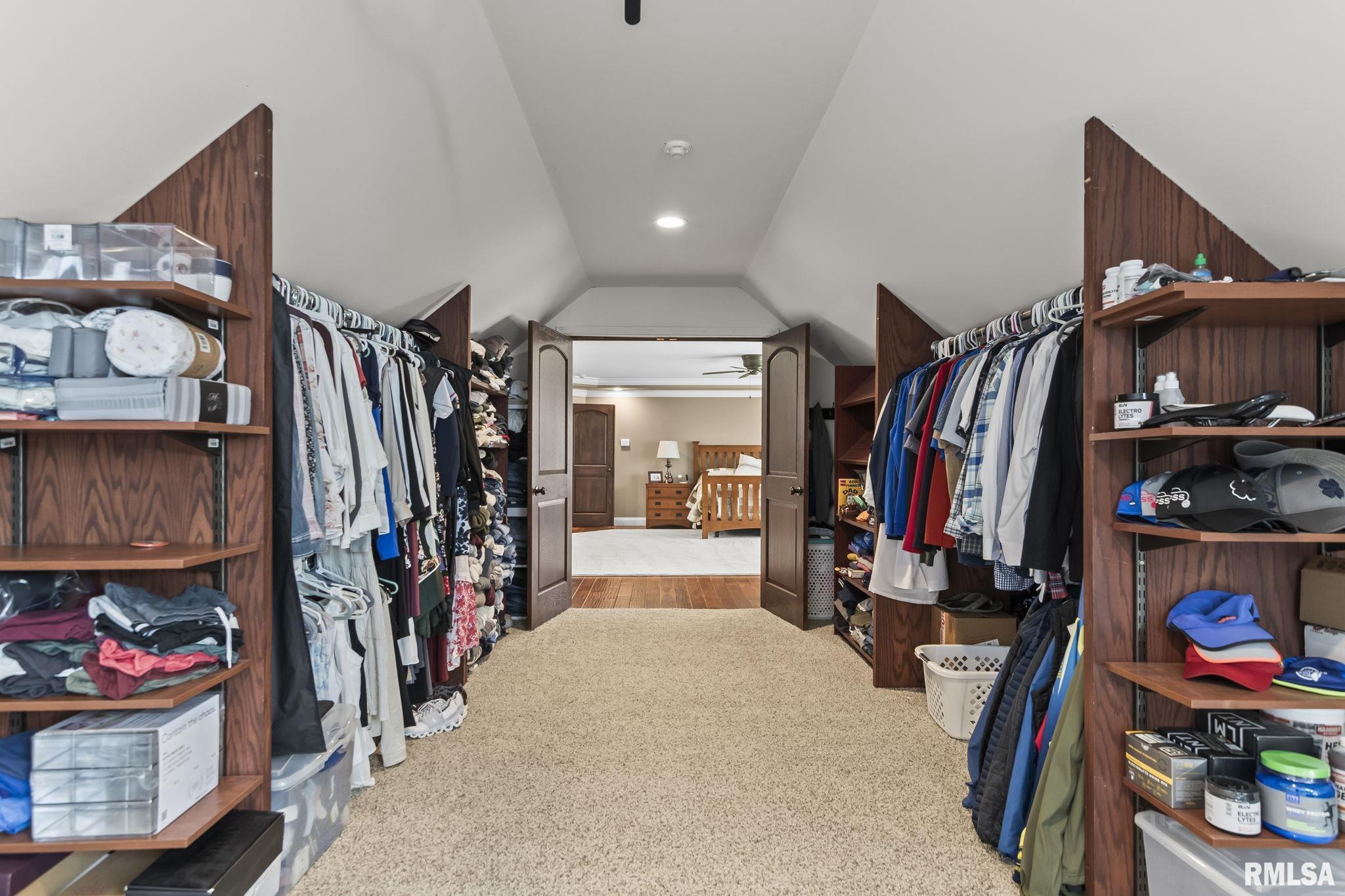 6644 REAGAN Drive