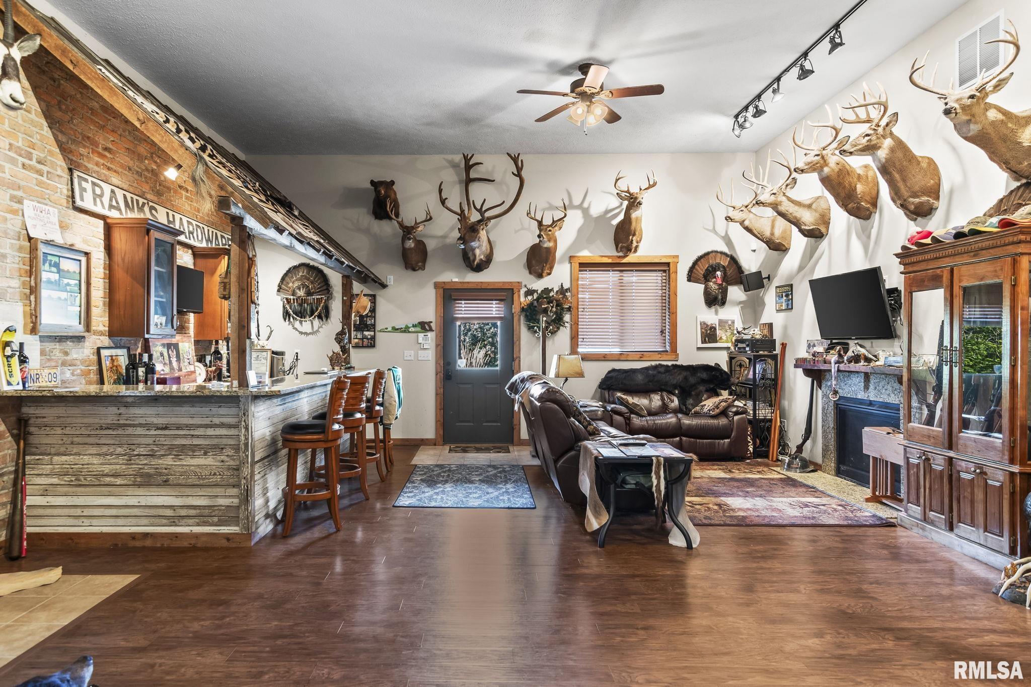 13599 WOODLAND Drive