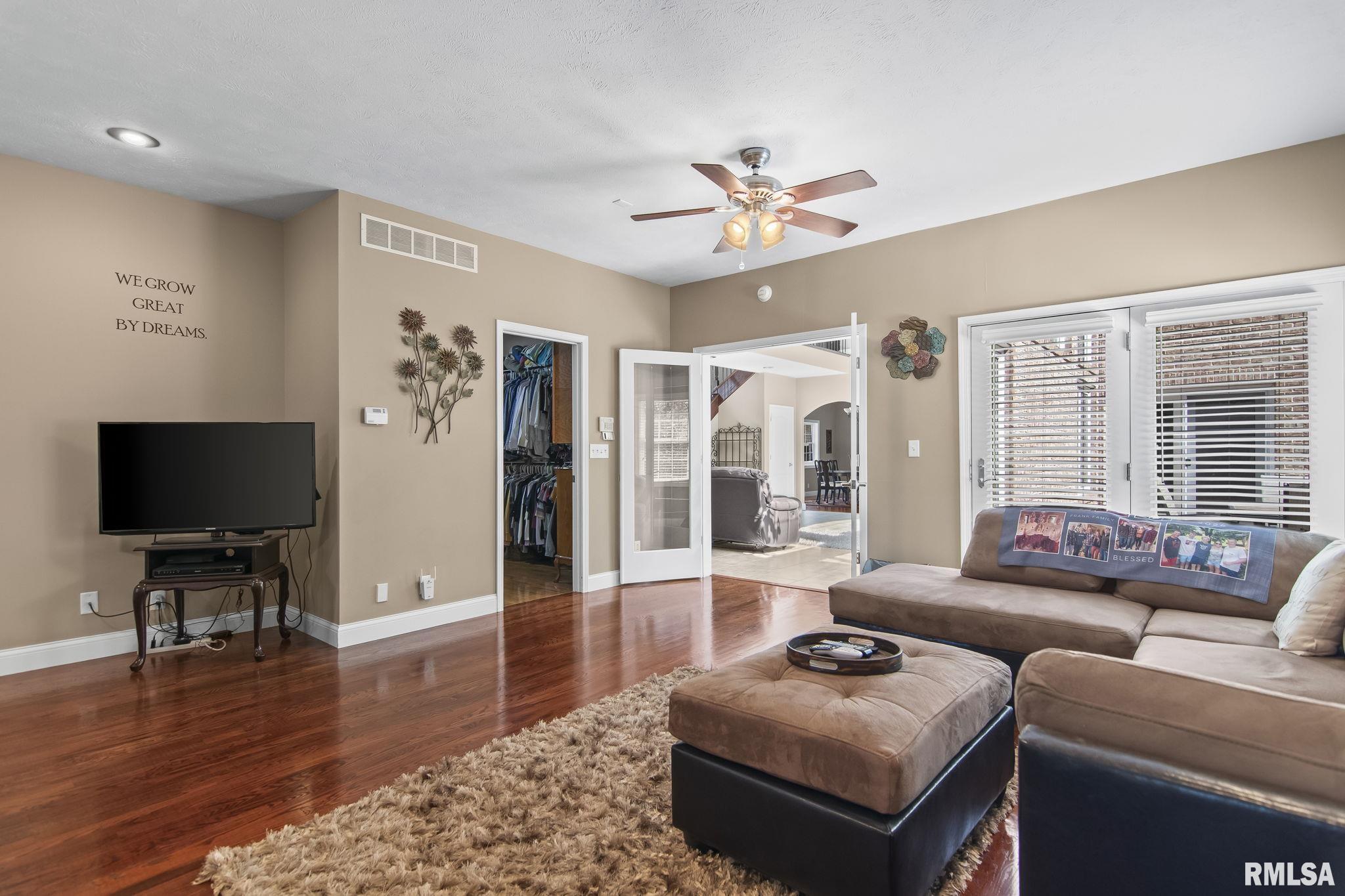 13599 WOODLAND Drive