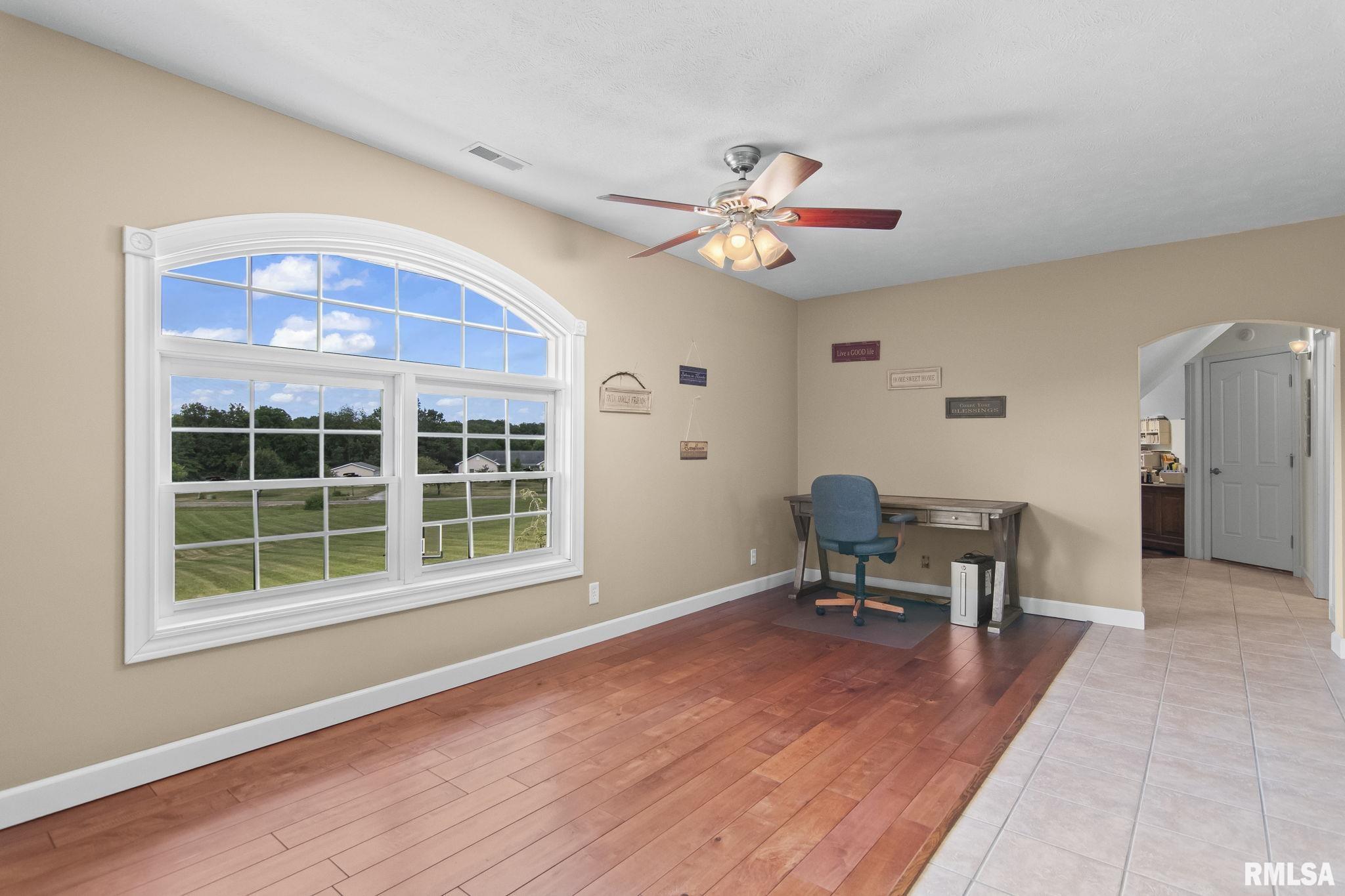 13599 WOODLAND Drive