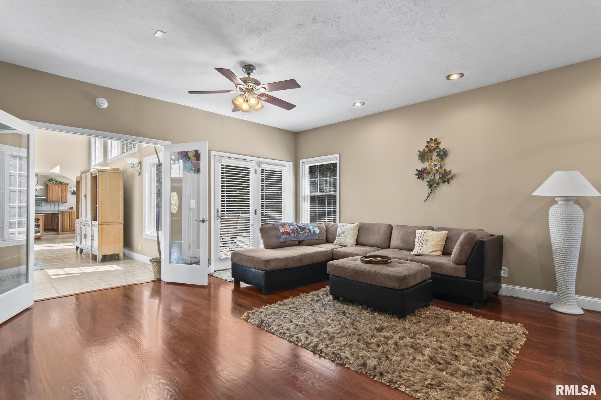 13599 WOODLAND Drive