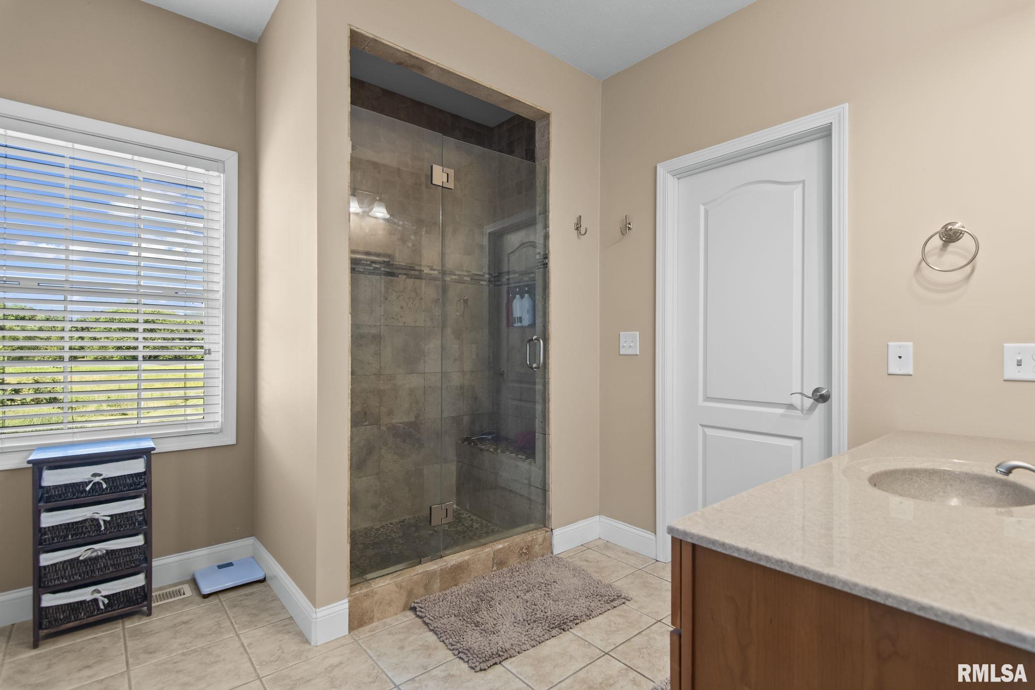 13599 WOODLAND Drive