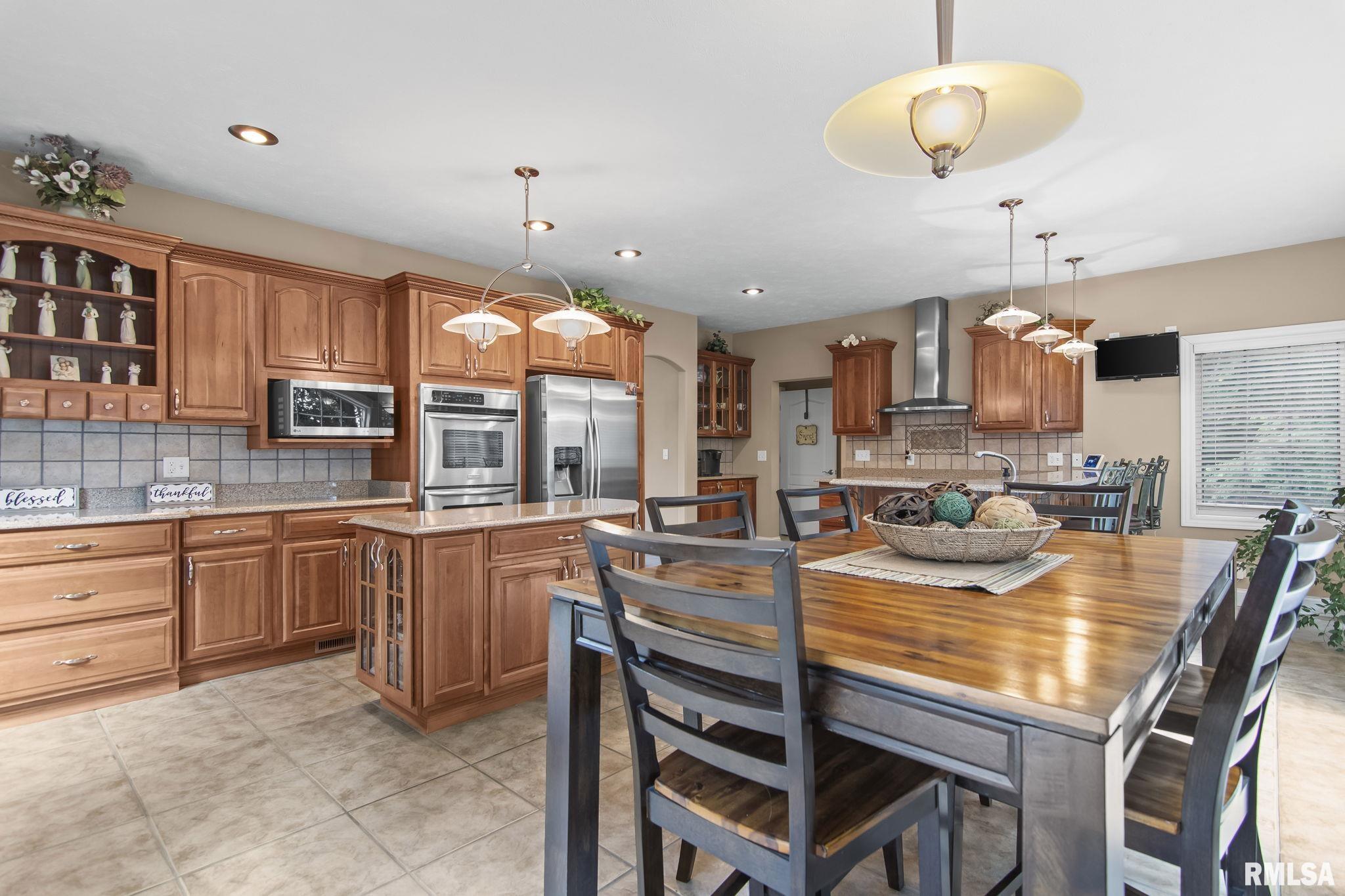 13599 WOODLAND Drive