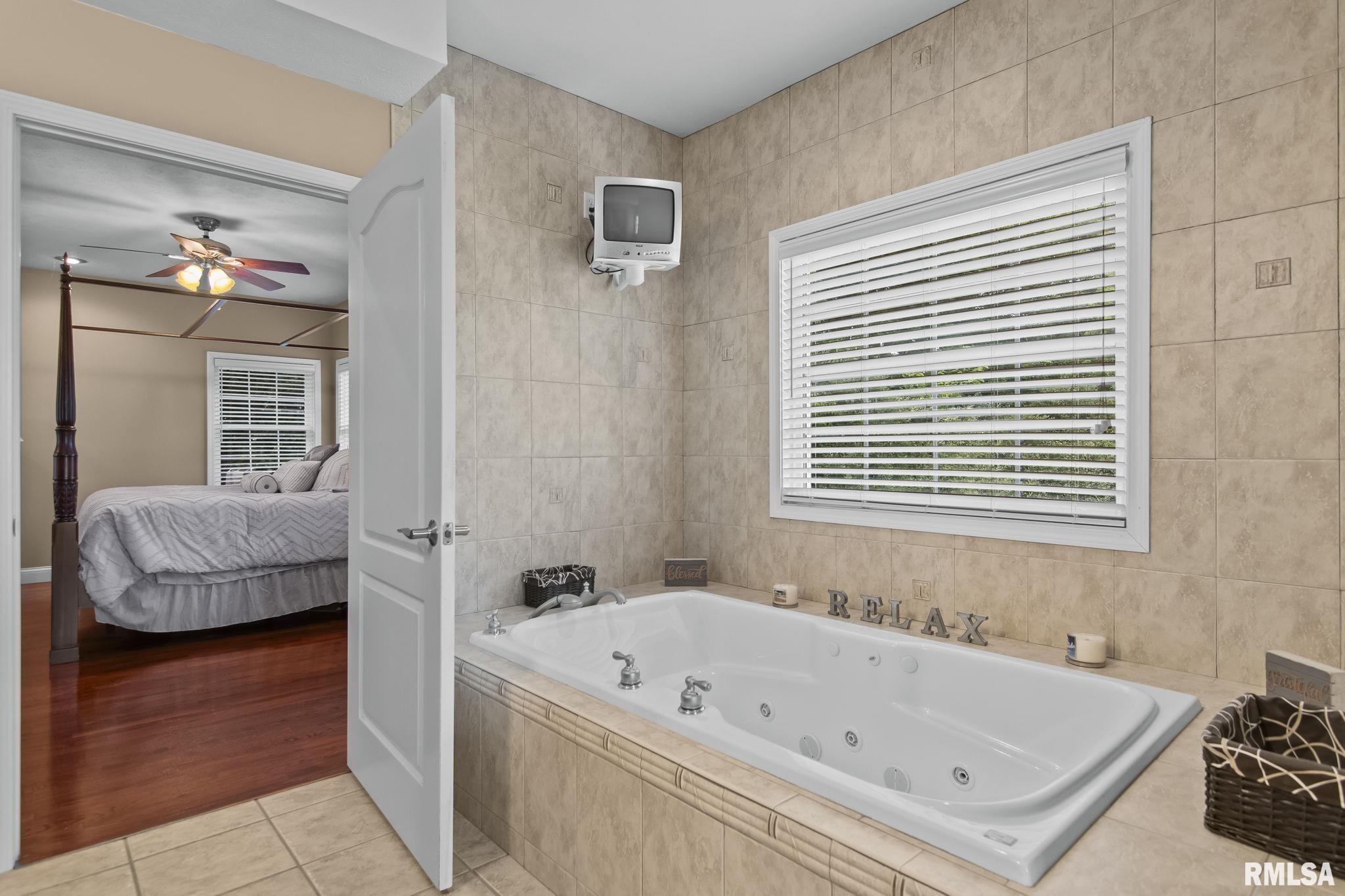 13599 WOODLAND Drive