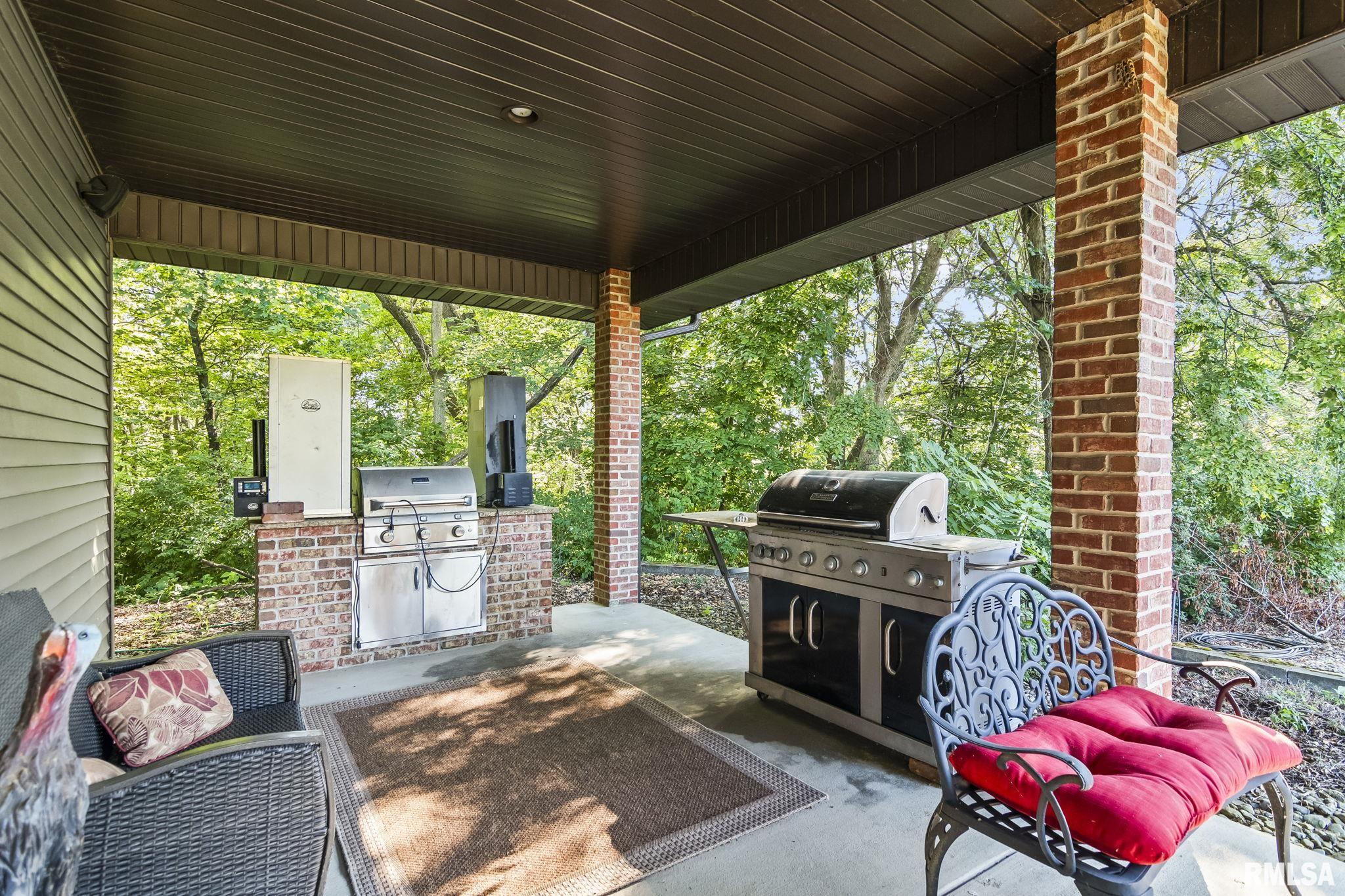 13599 WOODLAND Drive