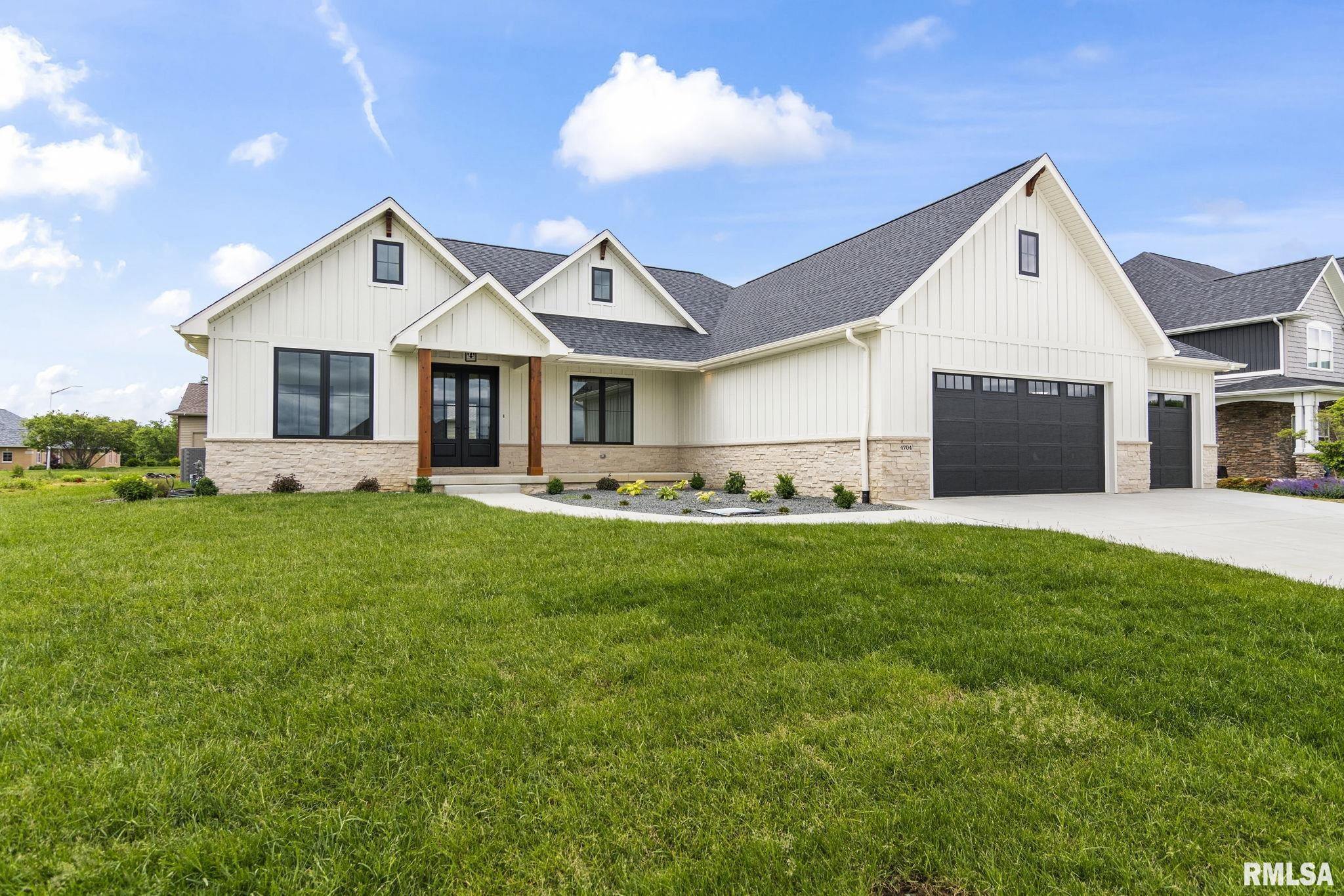 4704 BERKSHIRE Crossing