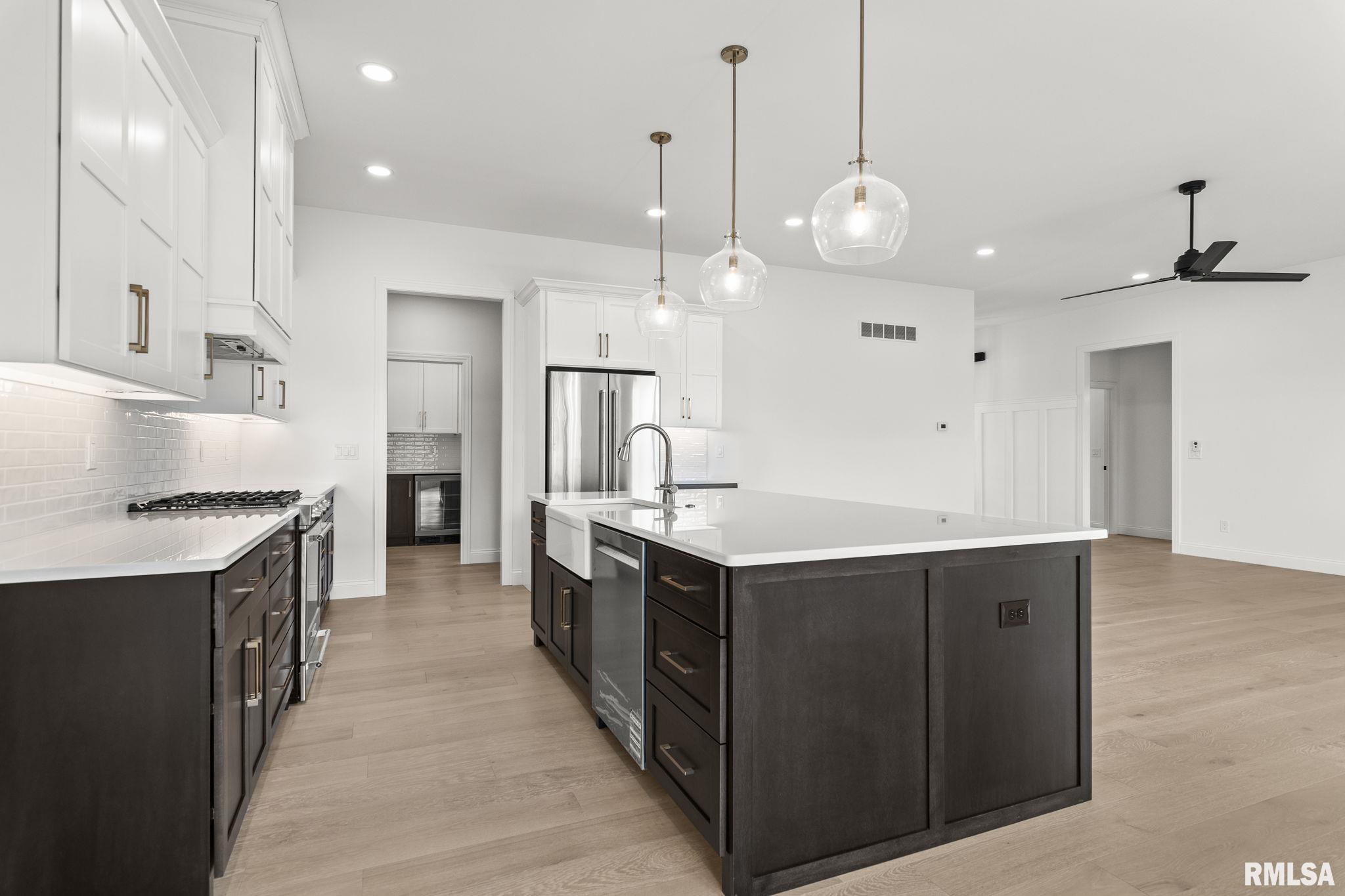 4704 BERKSHIRE Crossing