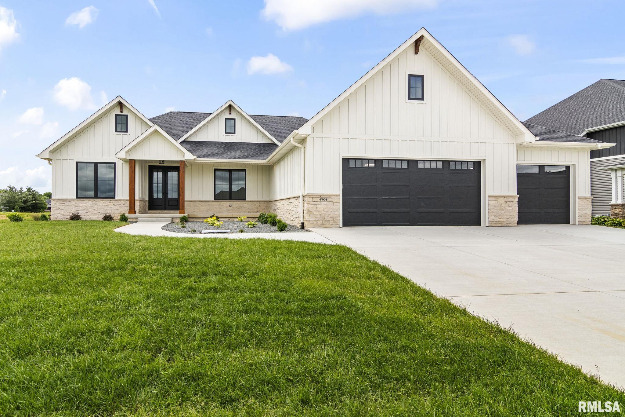 4704 BERKSHIRE Crossing