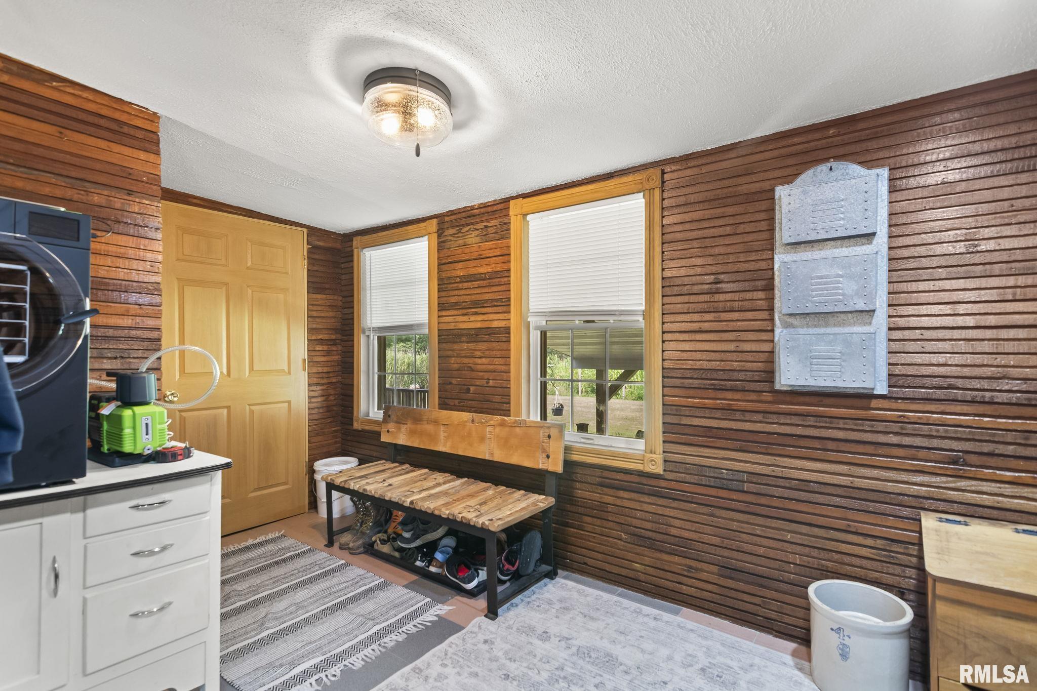 5658 HOGAN Road