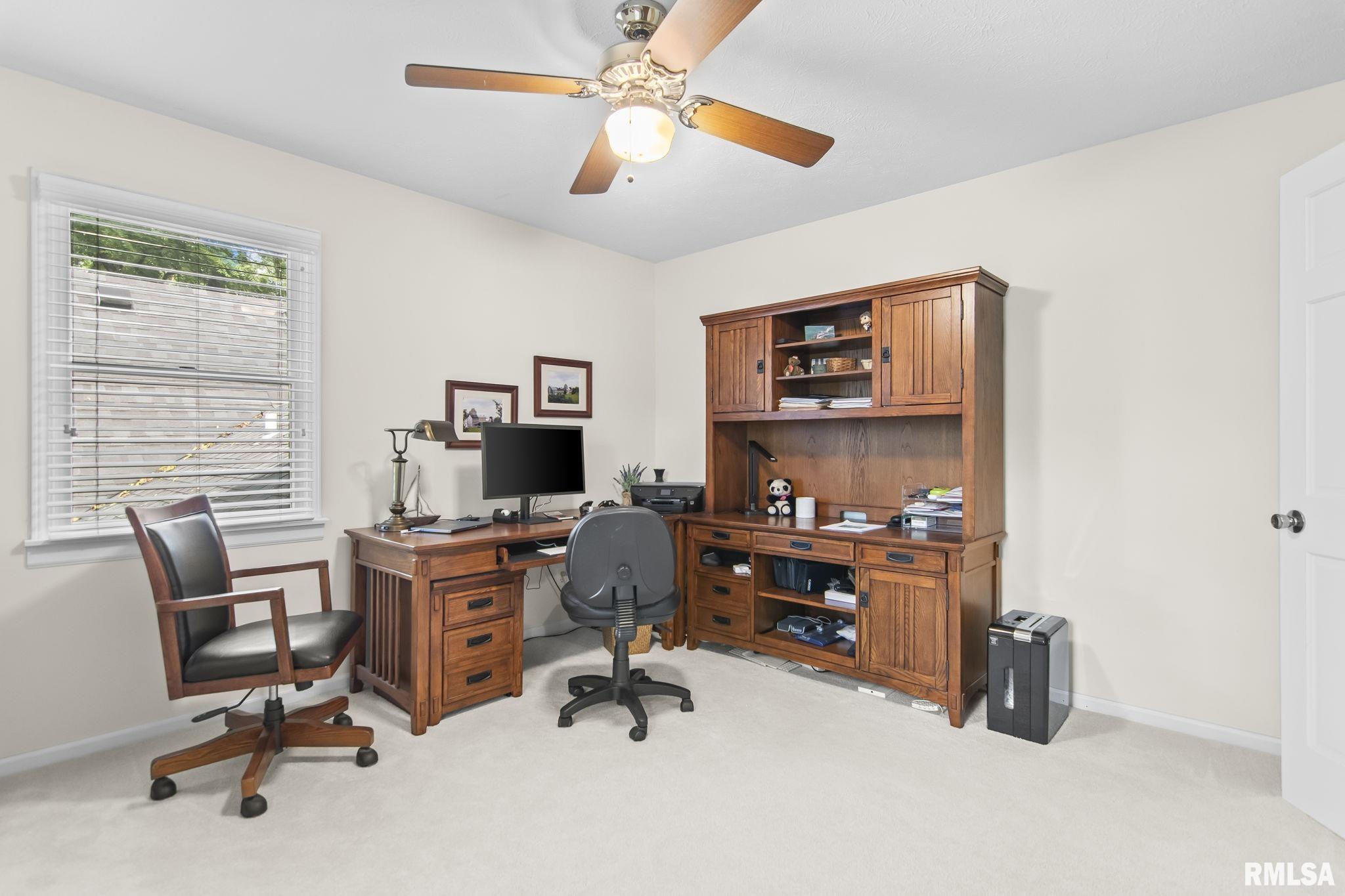 3140 E LAKE SHORE Drive