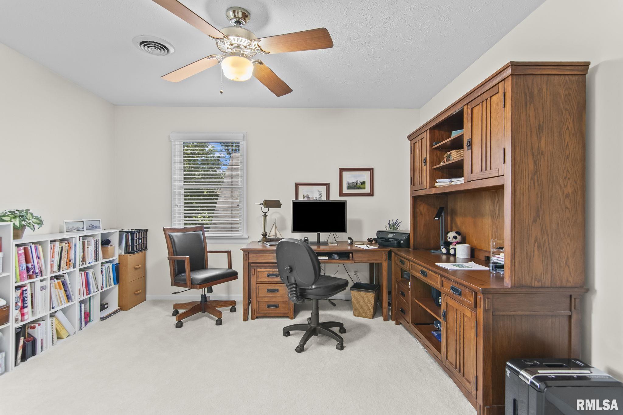 3140 E LAKE SHORE Drive