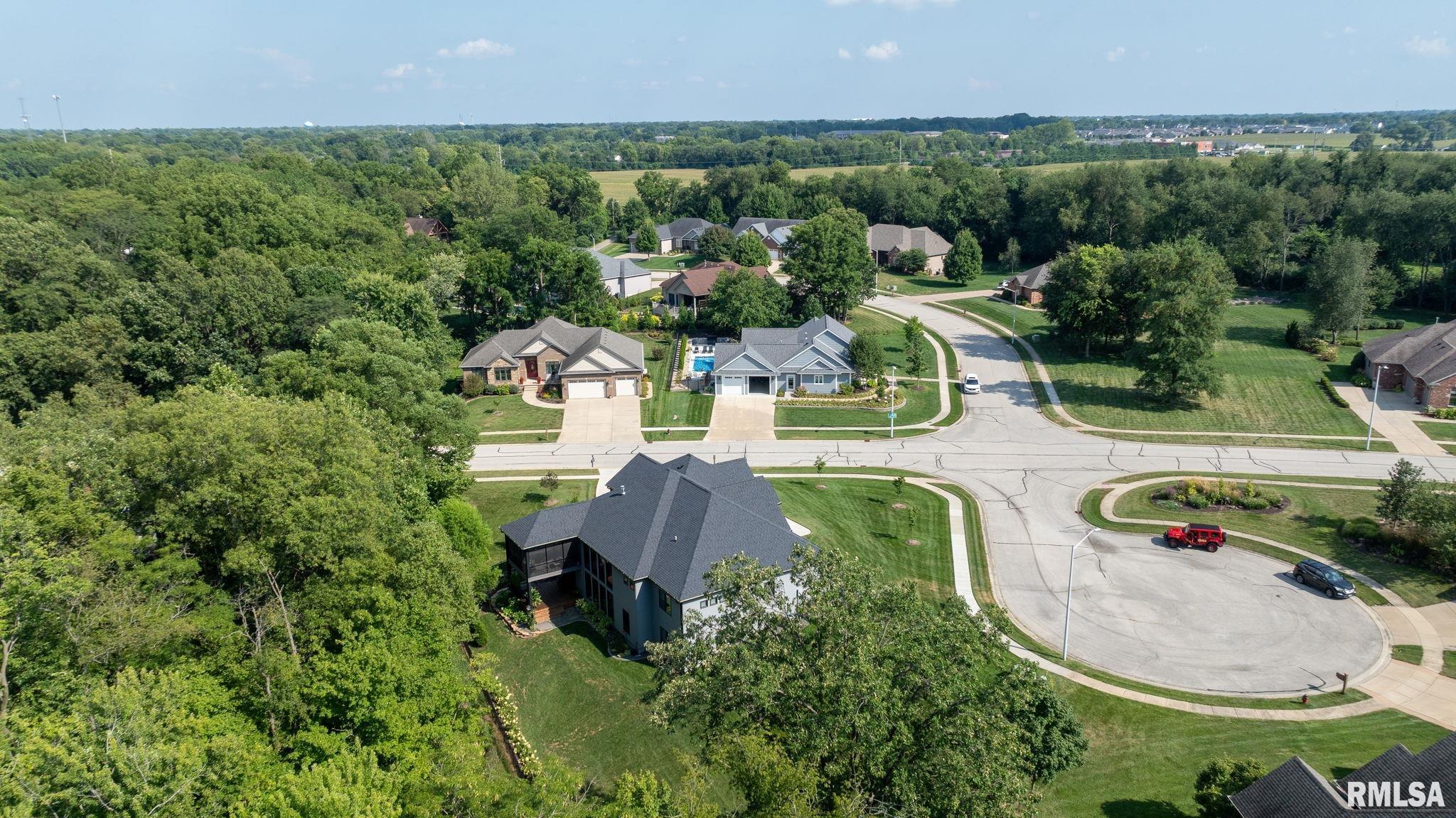 3833 Calla Lily Lane