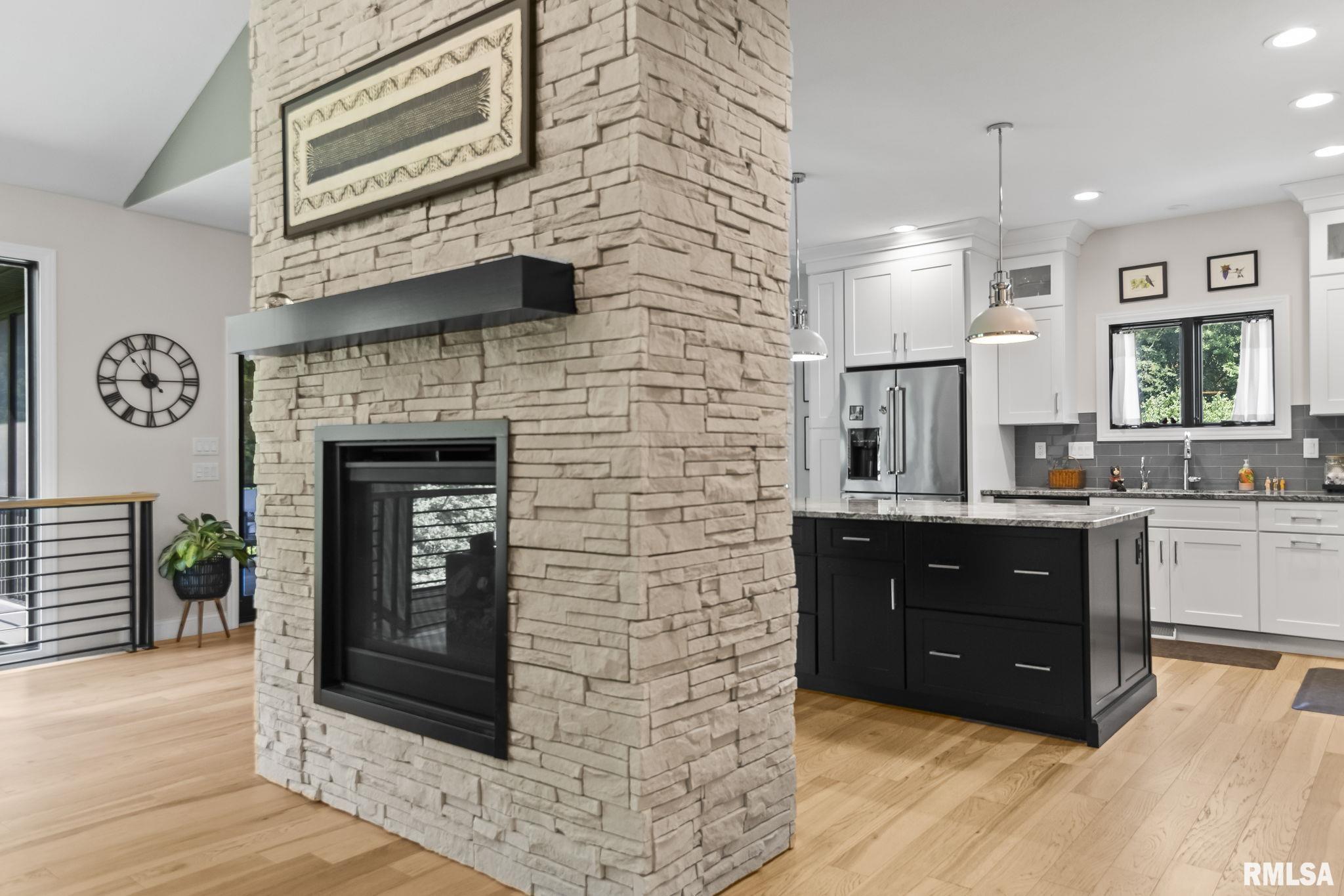 3833 Calla Lily Lane