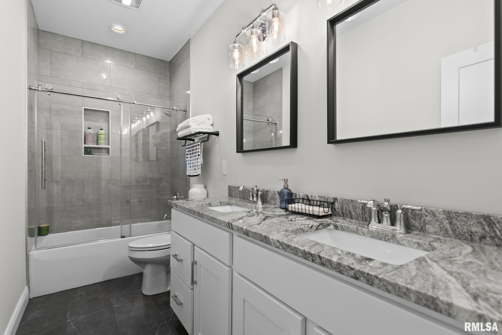 3833 Calla Lily Lane