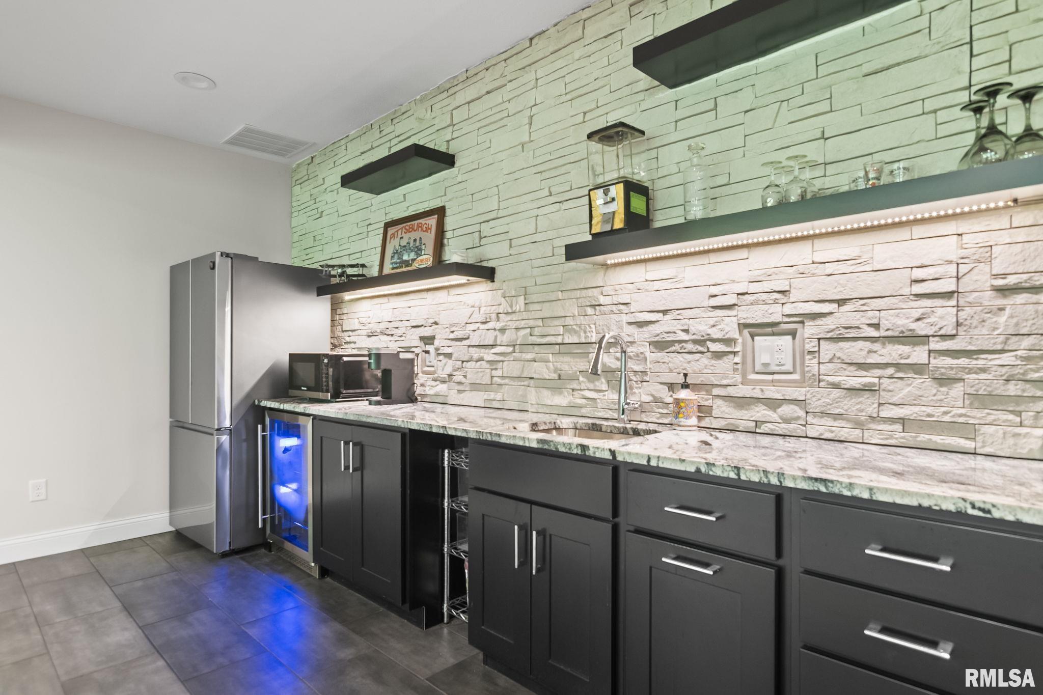 3833 Calla Lily Lane