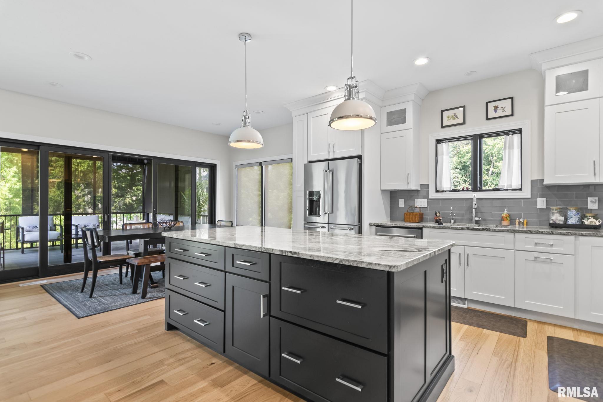 3833 Calla Lily Lane