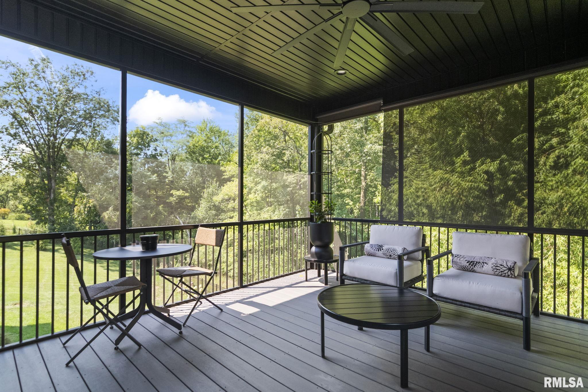 3833 Calla Lily Lane