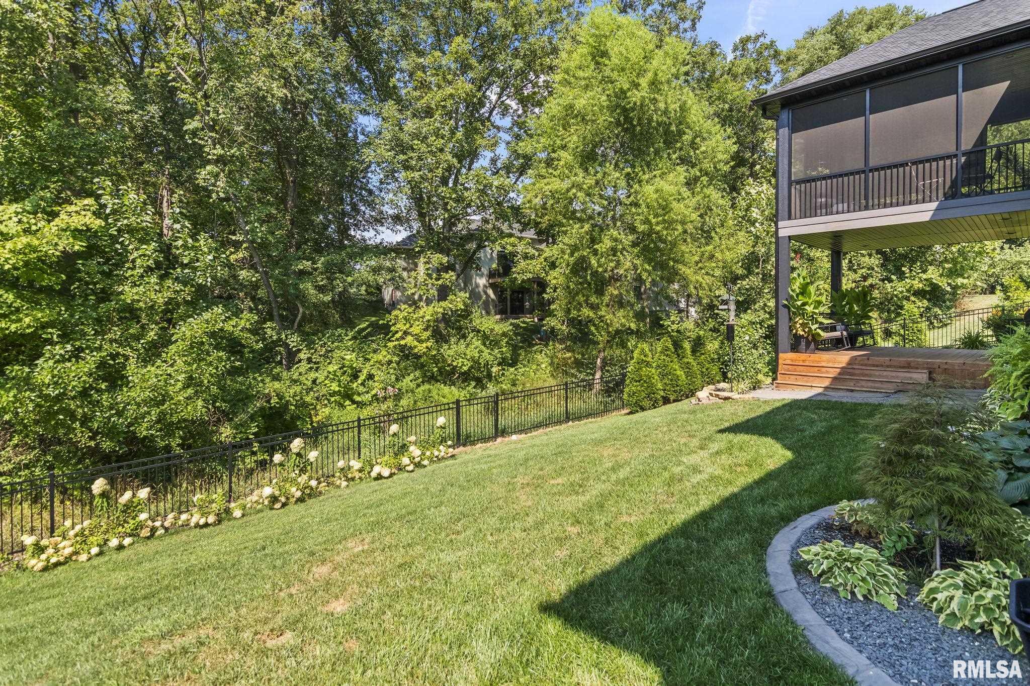3833 Calla Lily Lane