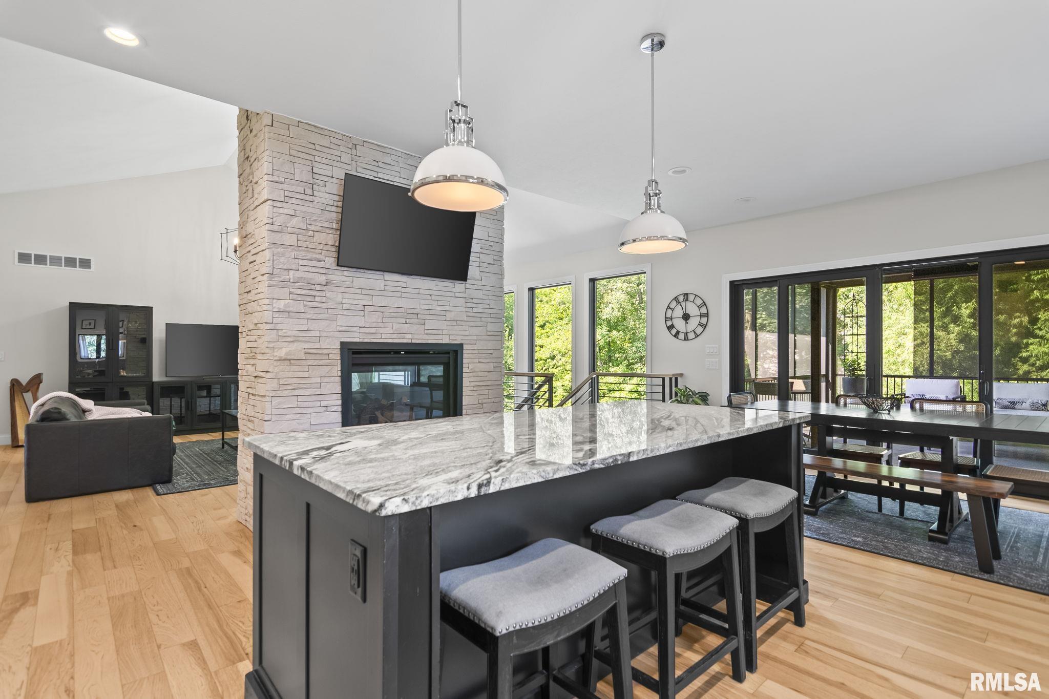 3833 Calla Lily Lane