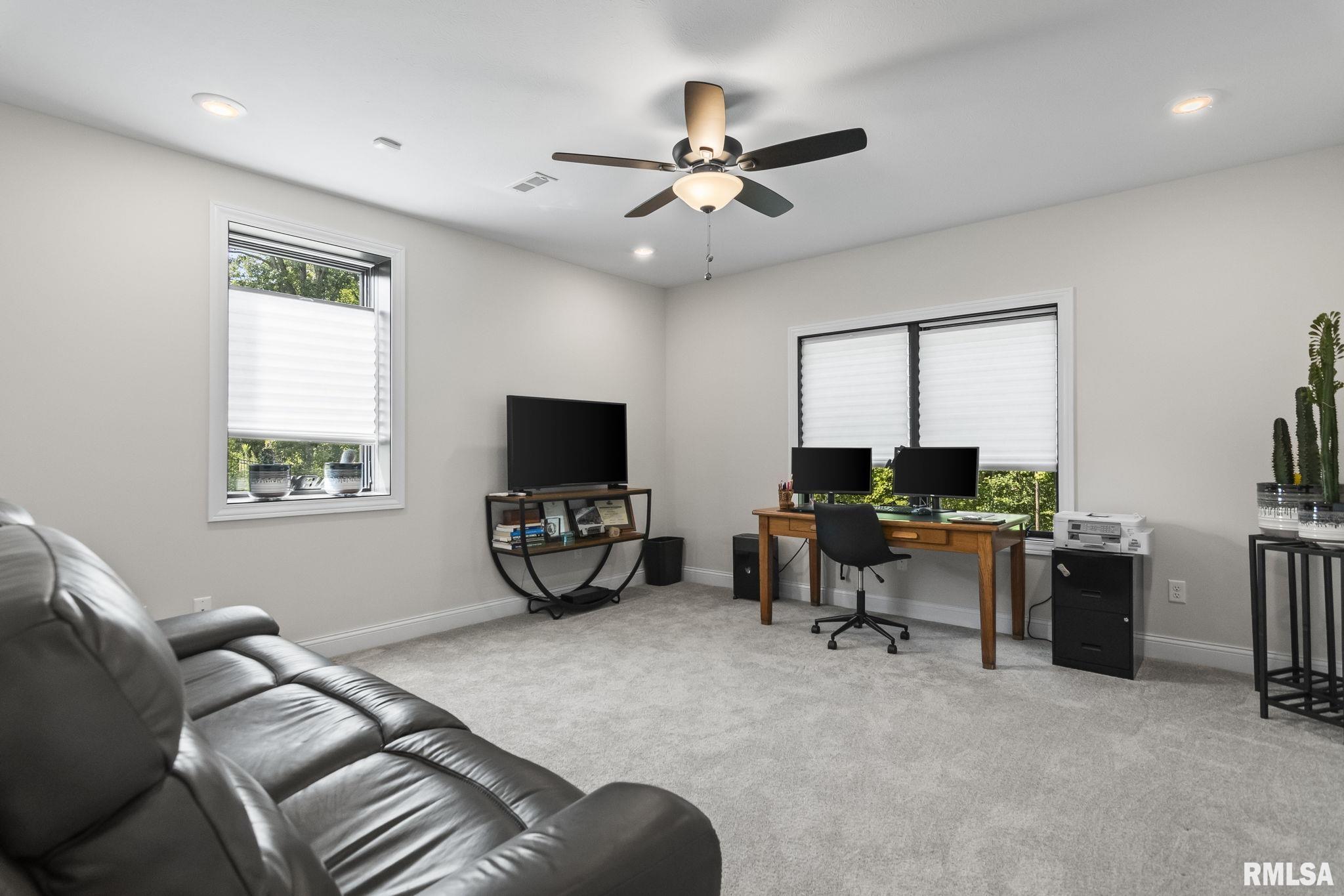3833 Calla Lily Lane