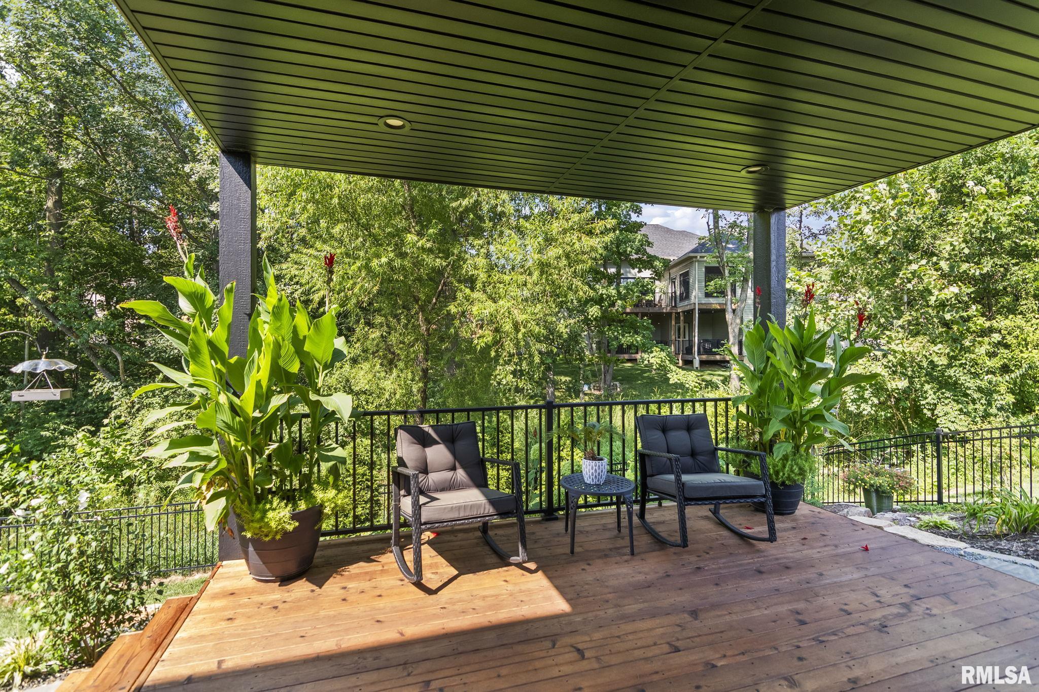 3833 Calla Lily Lane