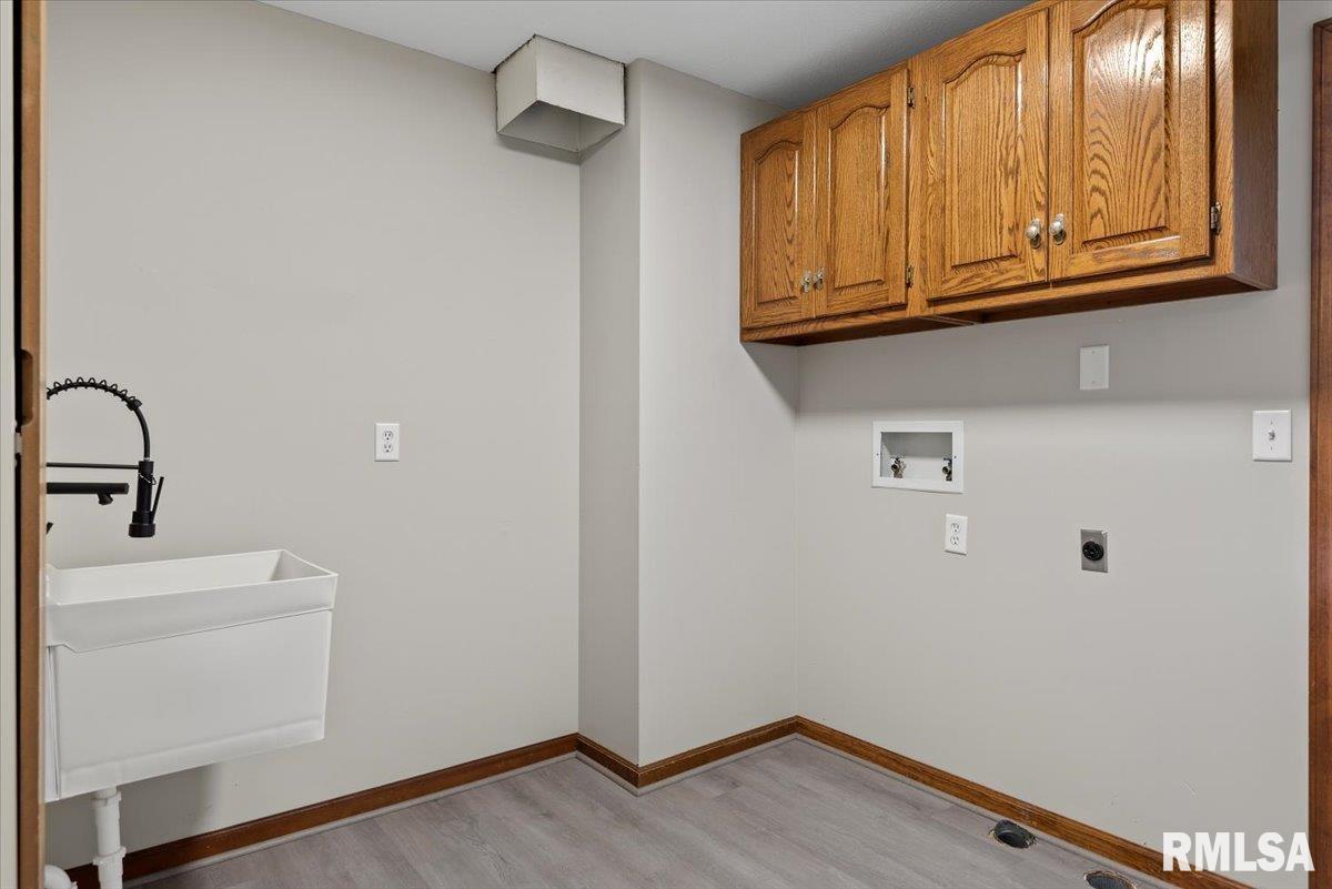 700 COUNTRY MEADOWS Drive