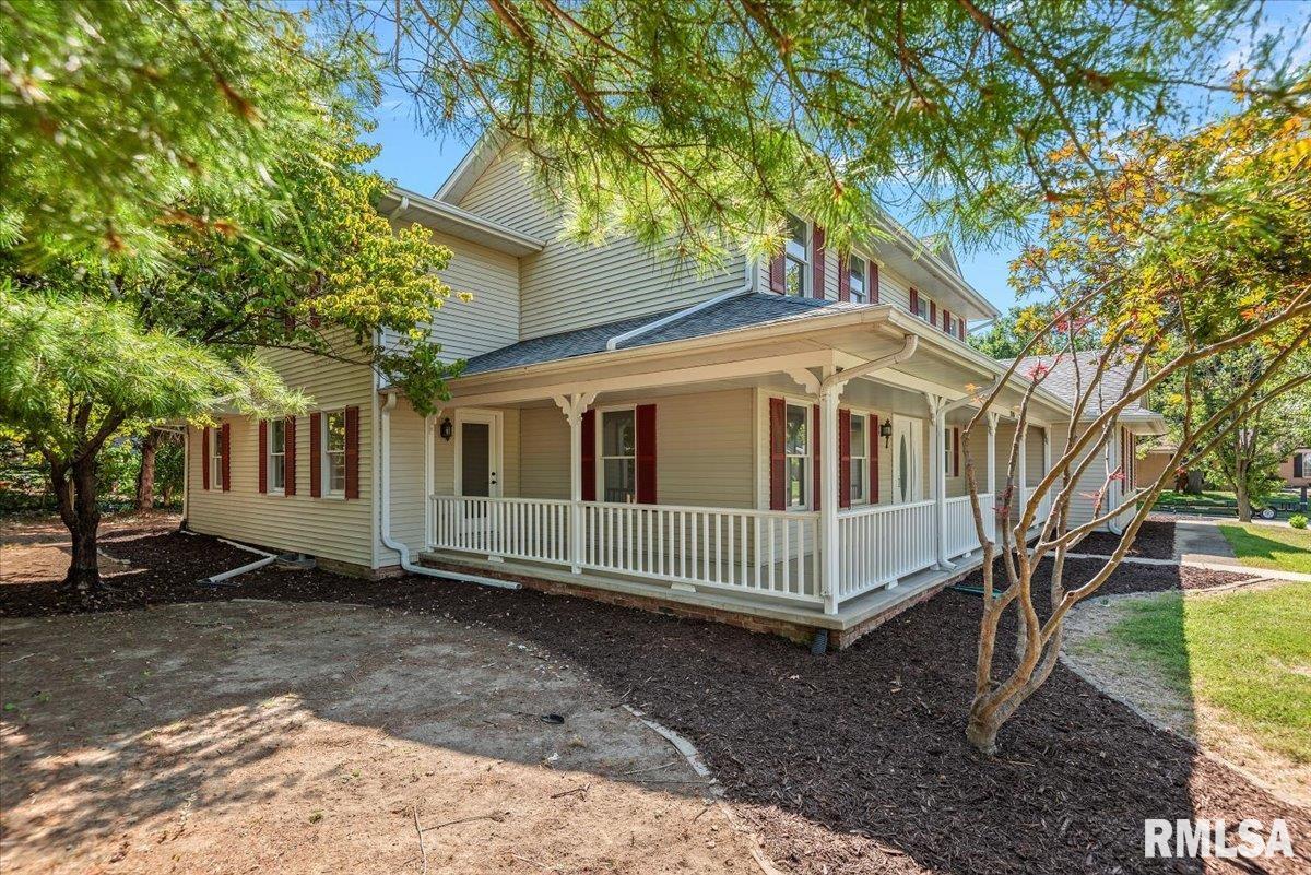 700 COUNTRY MEADOWS Drive