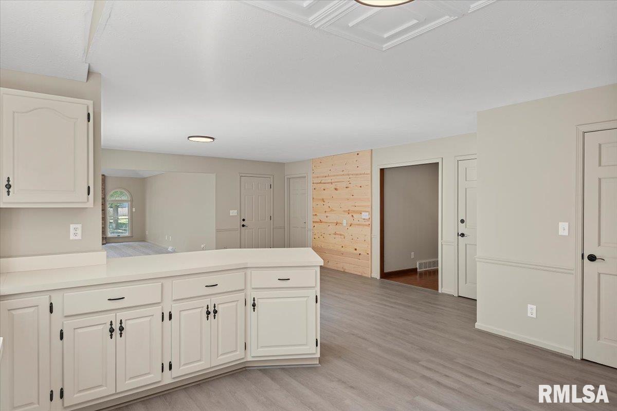 700 COUNTRY MEADOWS Drive