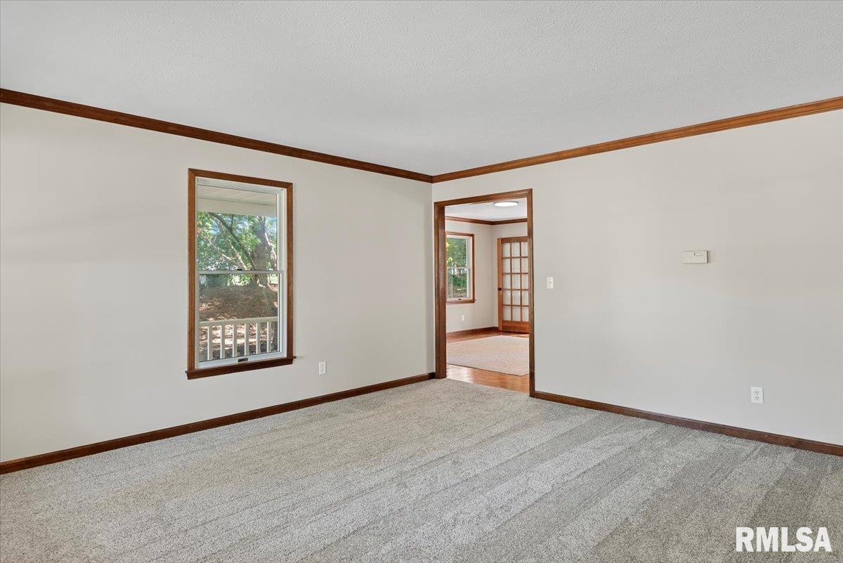 700 COUNTRY MEADOWS Drive