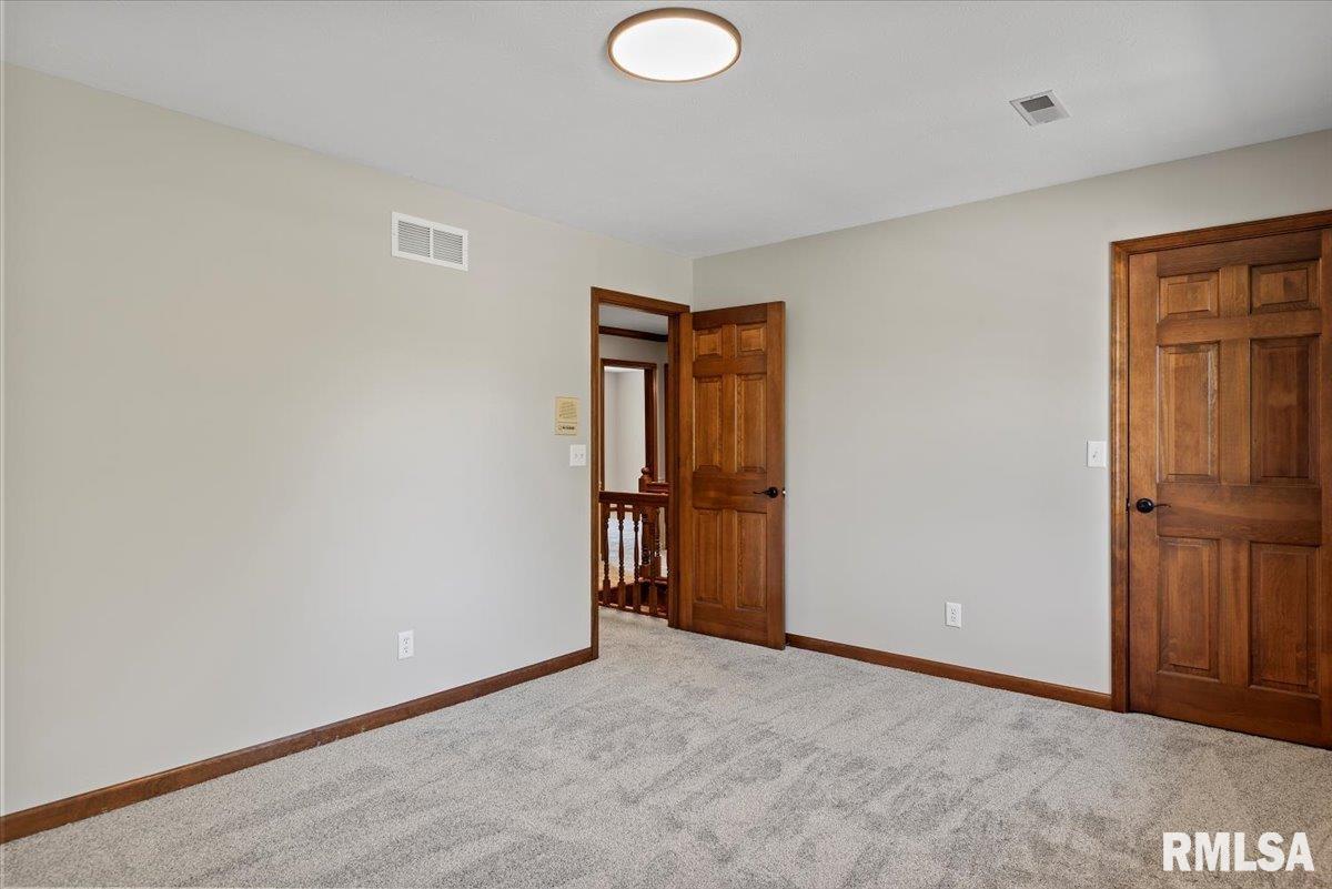 700 COUNTRY MEADOWS Drive