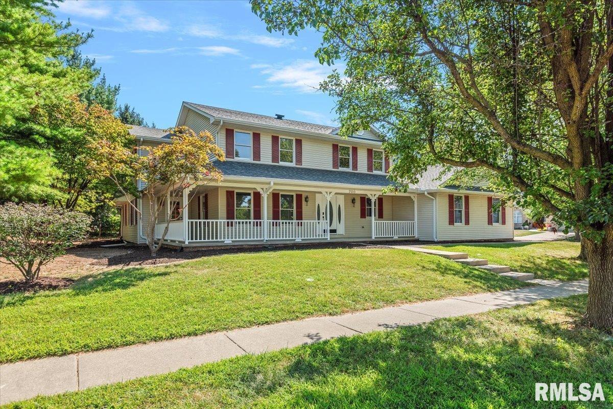 700 COUNTRY MEADOWS Drive