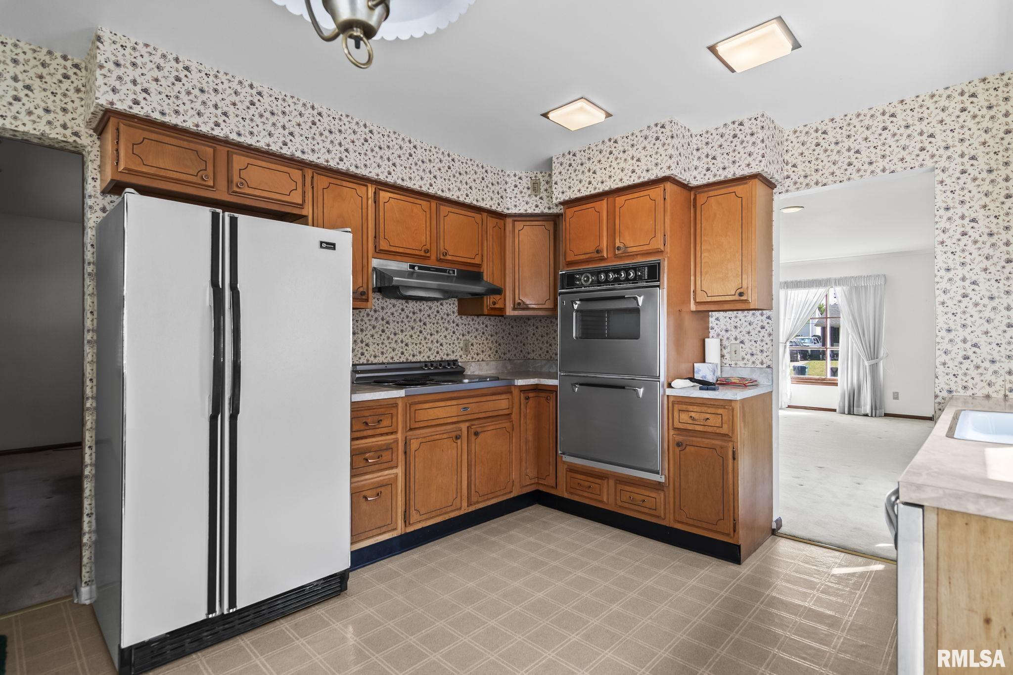 2709 ARLINGTON Drive