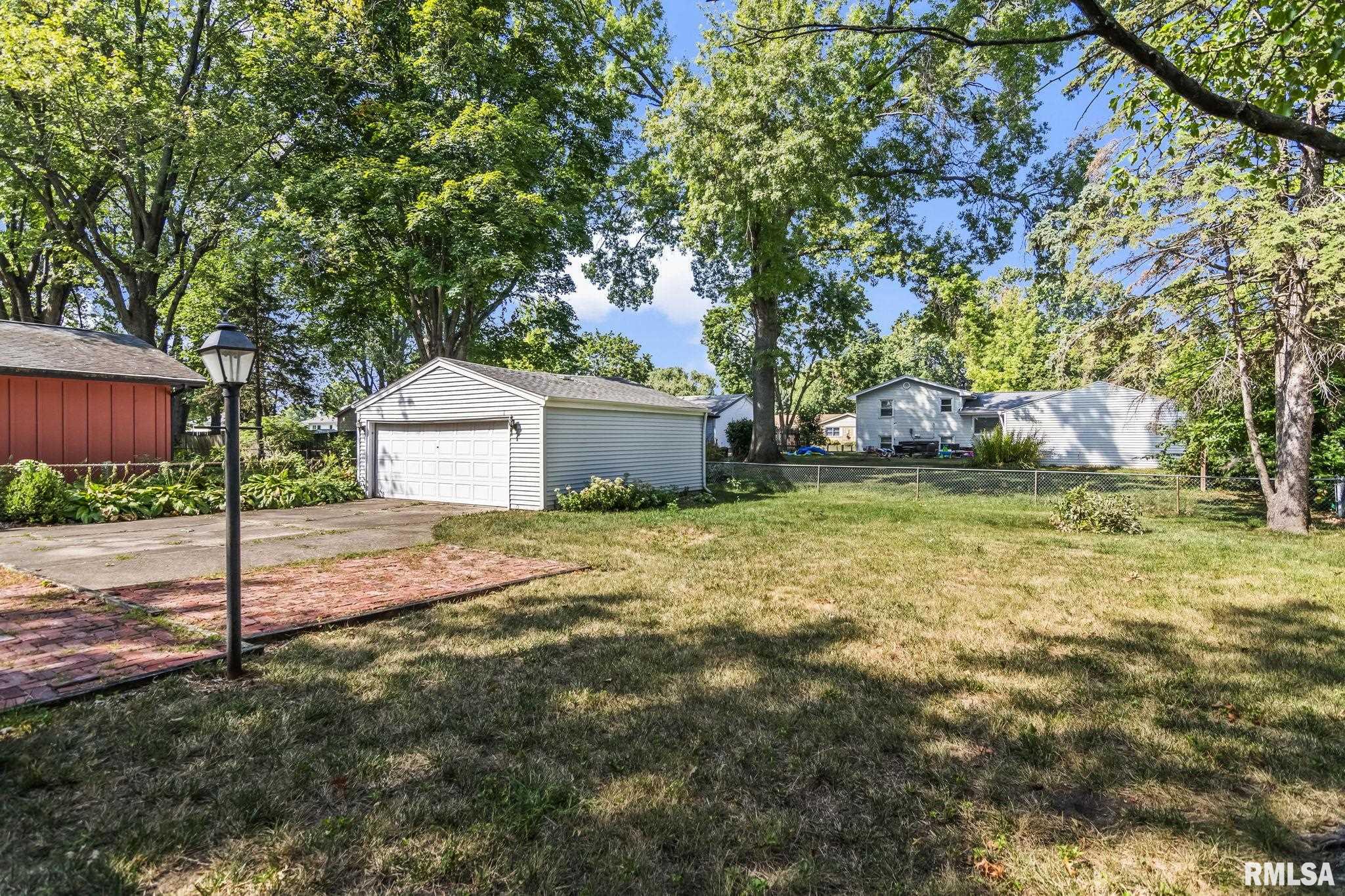 2709 ARLINGTON Drive