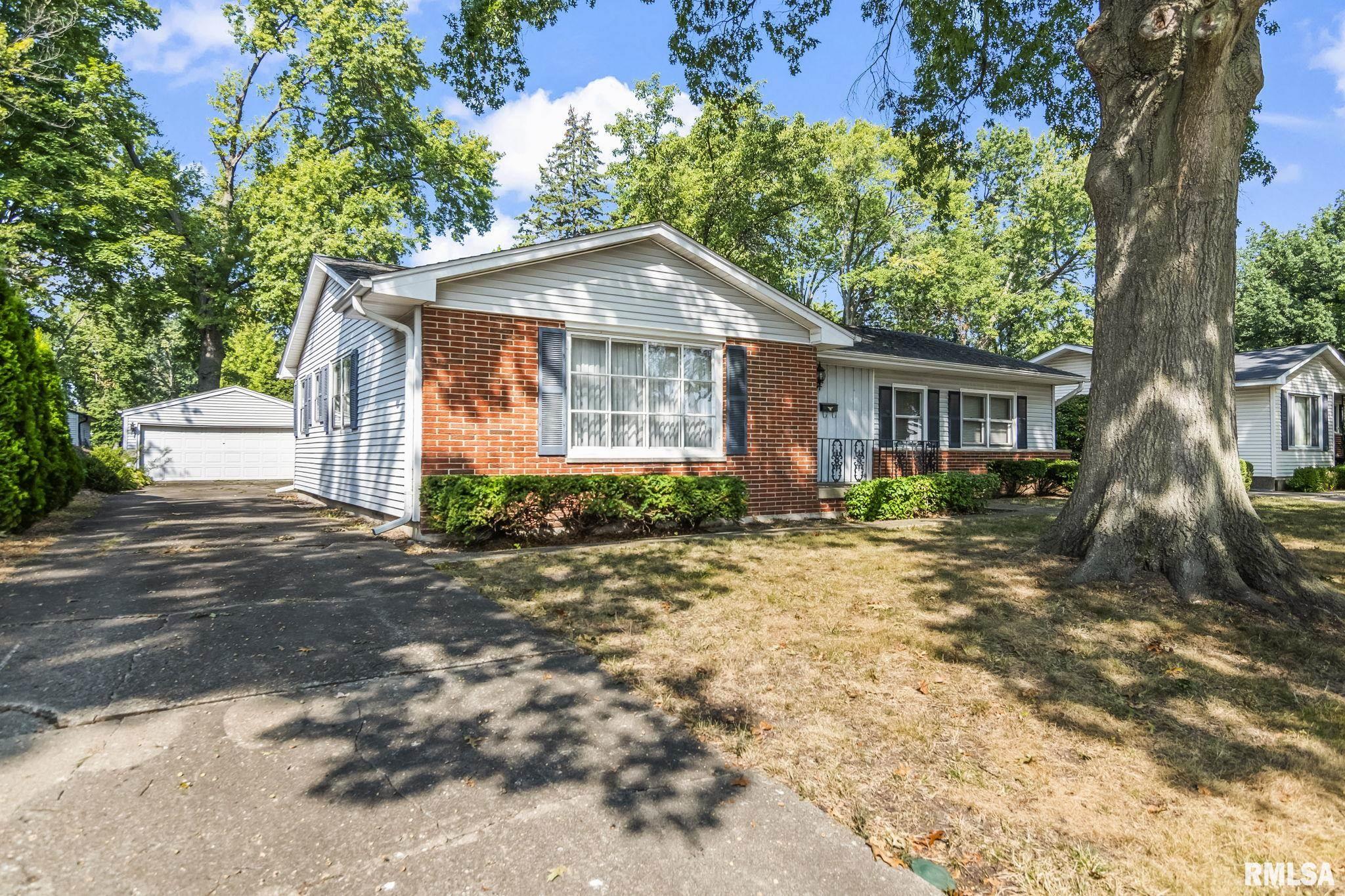 2709 ARLINGTON Drive