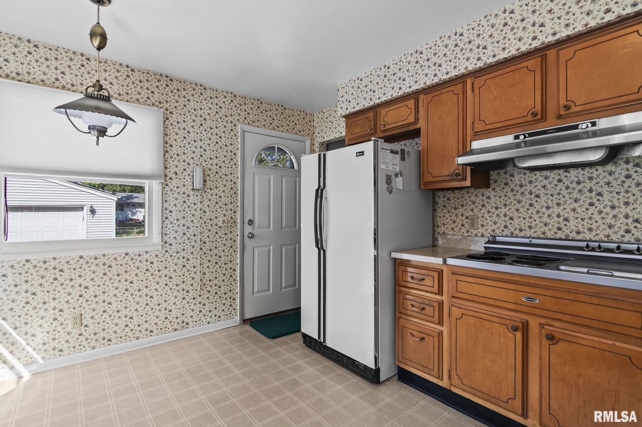 2709 ARLINGTON Drive