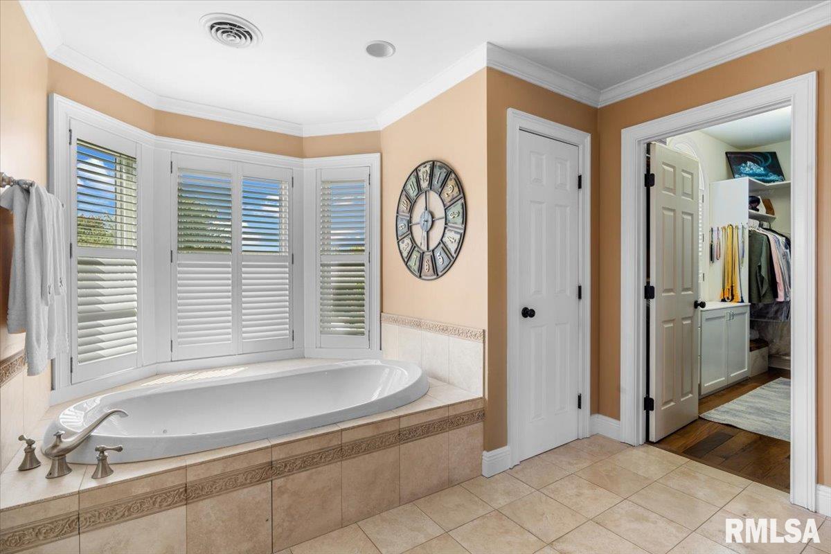 4712 Bears Paw Court