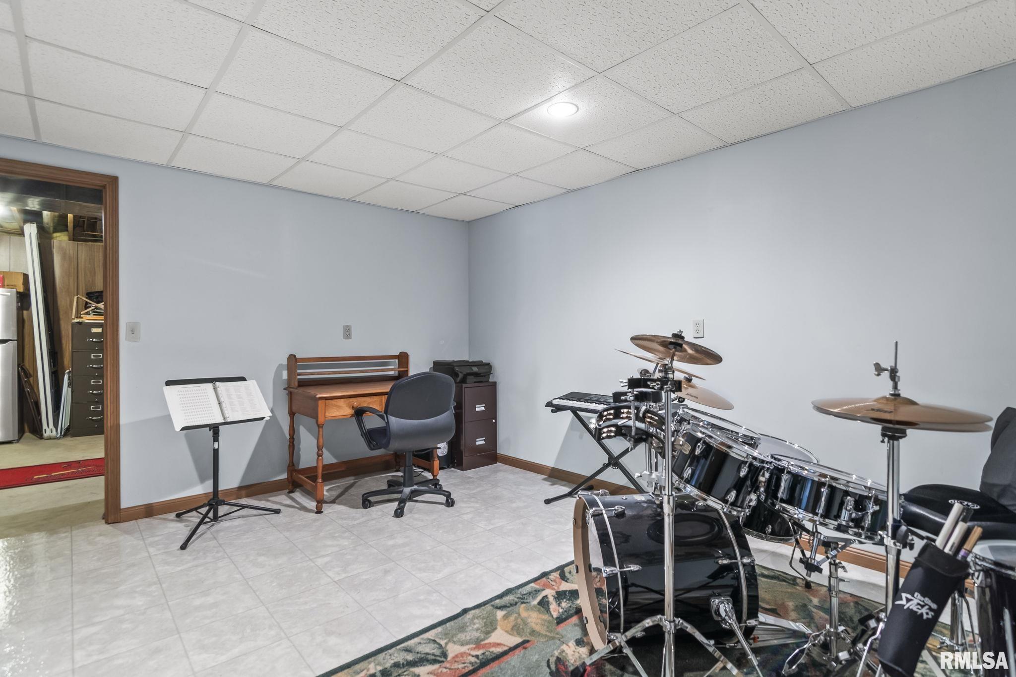 7378 Lawn View Drive