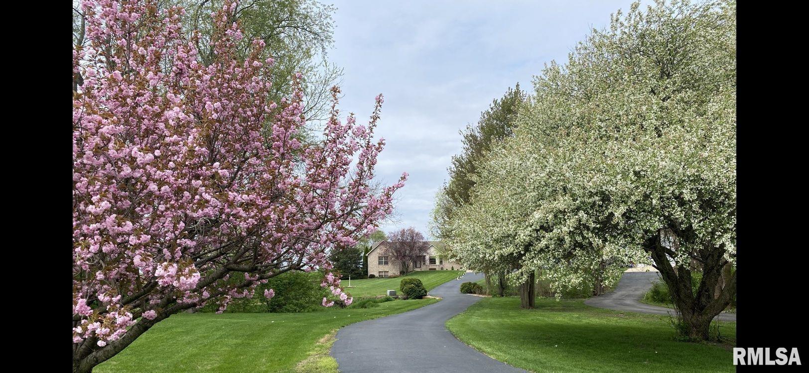 7378 Lawn View Drive