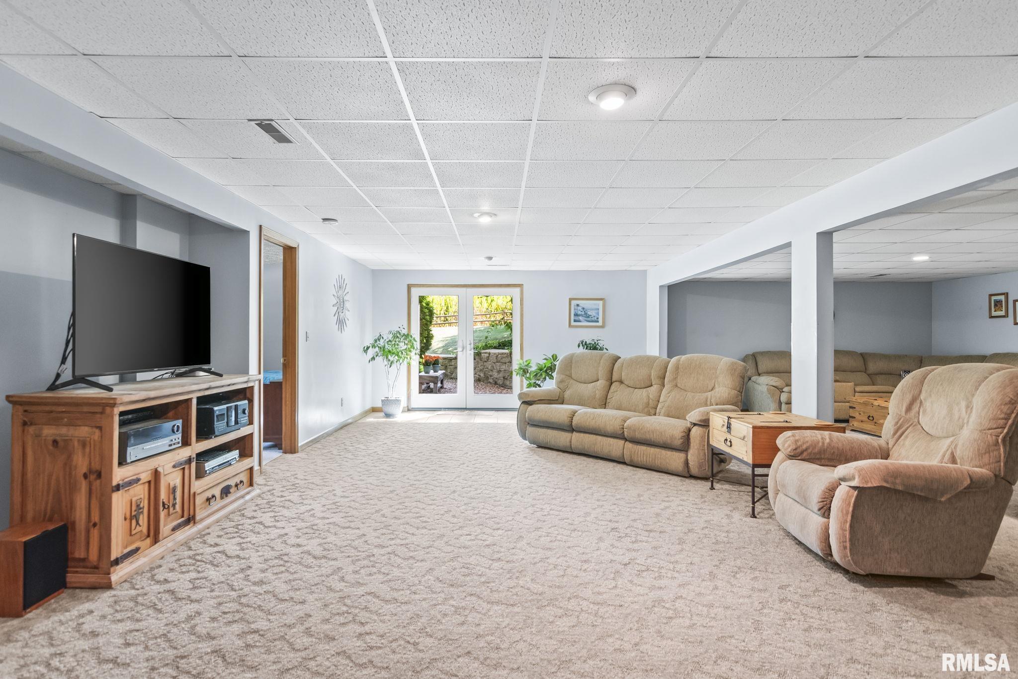 7378 Lawn View Drive