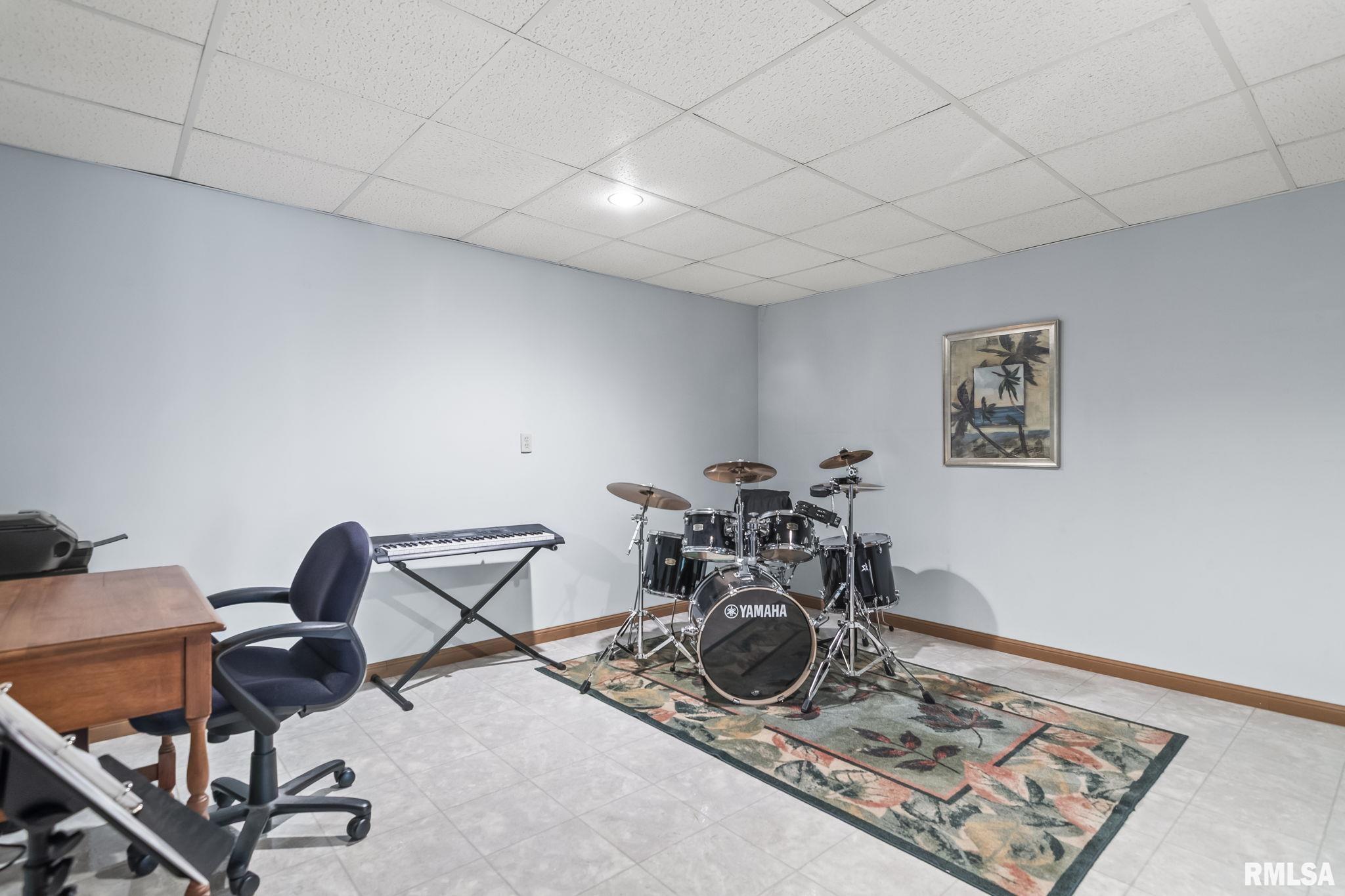 7378 Lawn View Drive