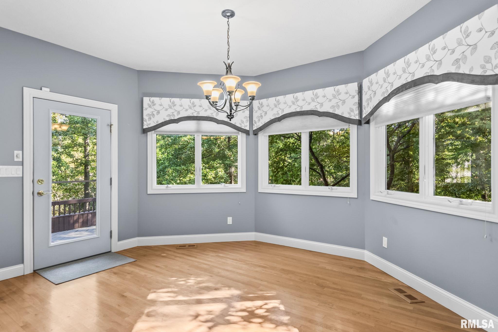 2317 Mariners Point Lane