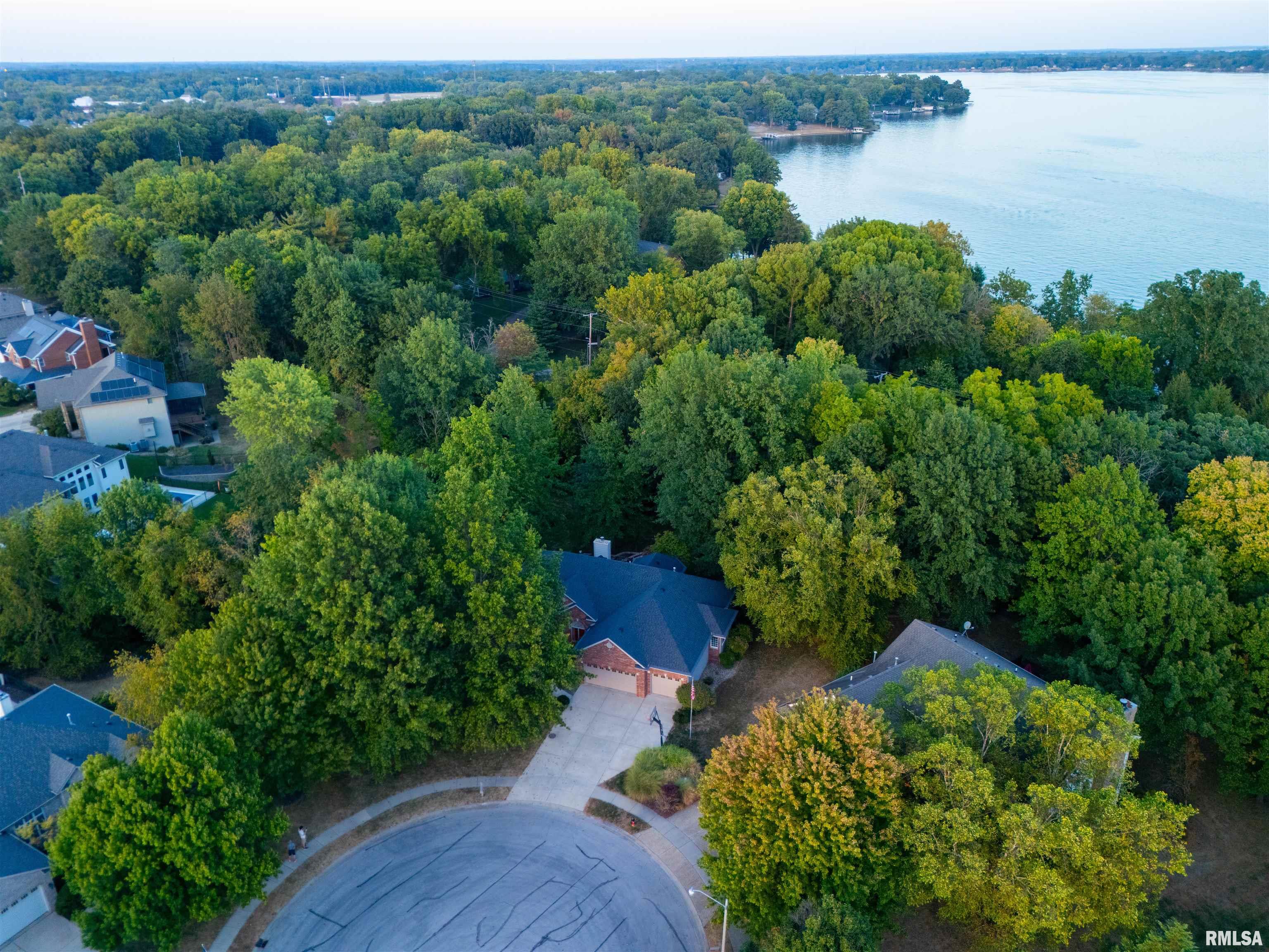 2317 Mariners Point Lane