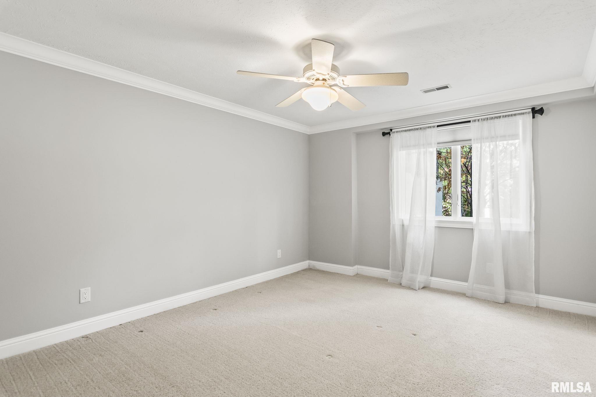 2317 Mariners Point Lane