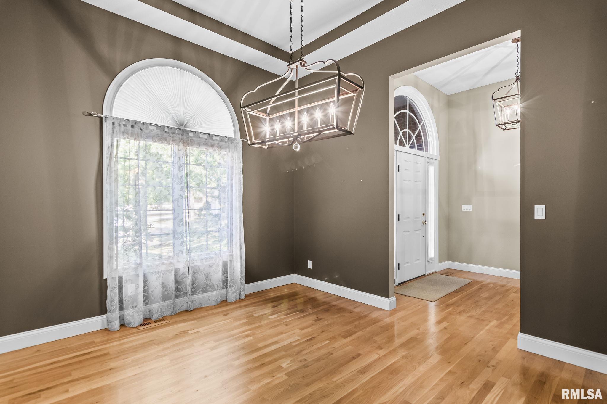 2317 Mariners Point Lane