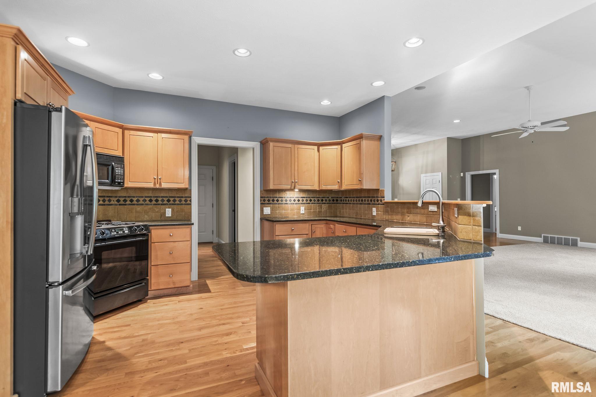 2317 Mariners Point Lane