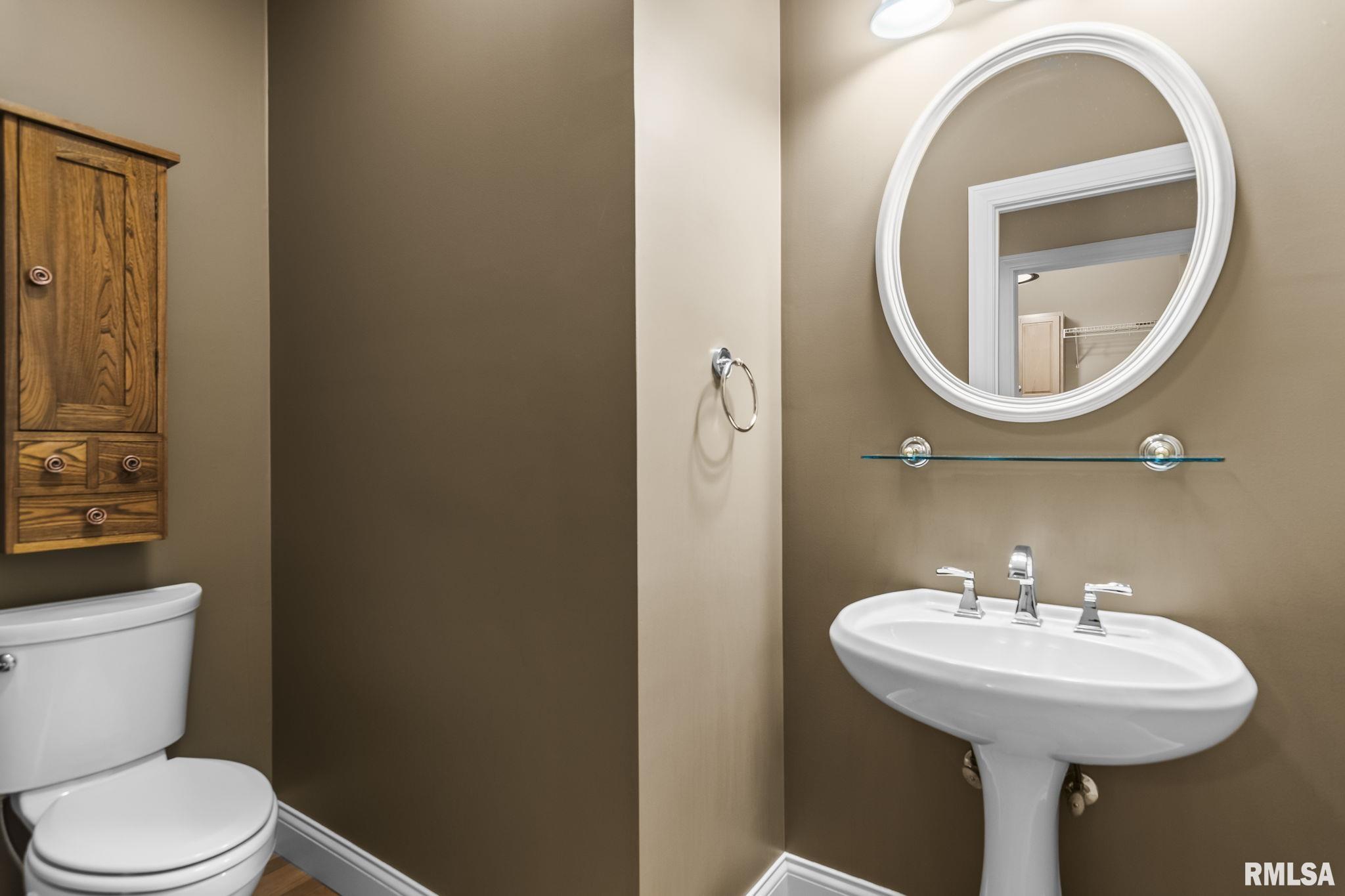 2317 Mariners Point Lane