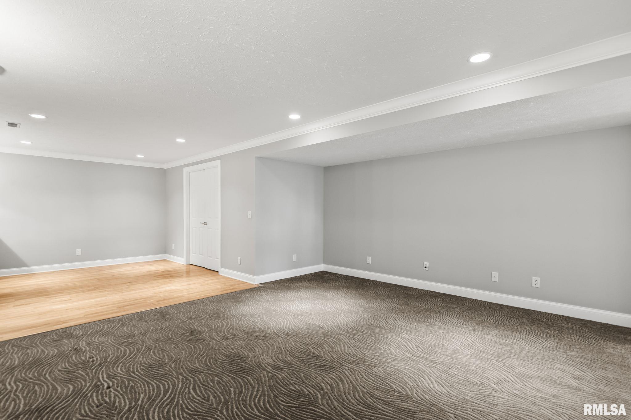 2317 Mariners Point Lane