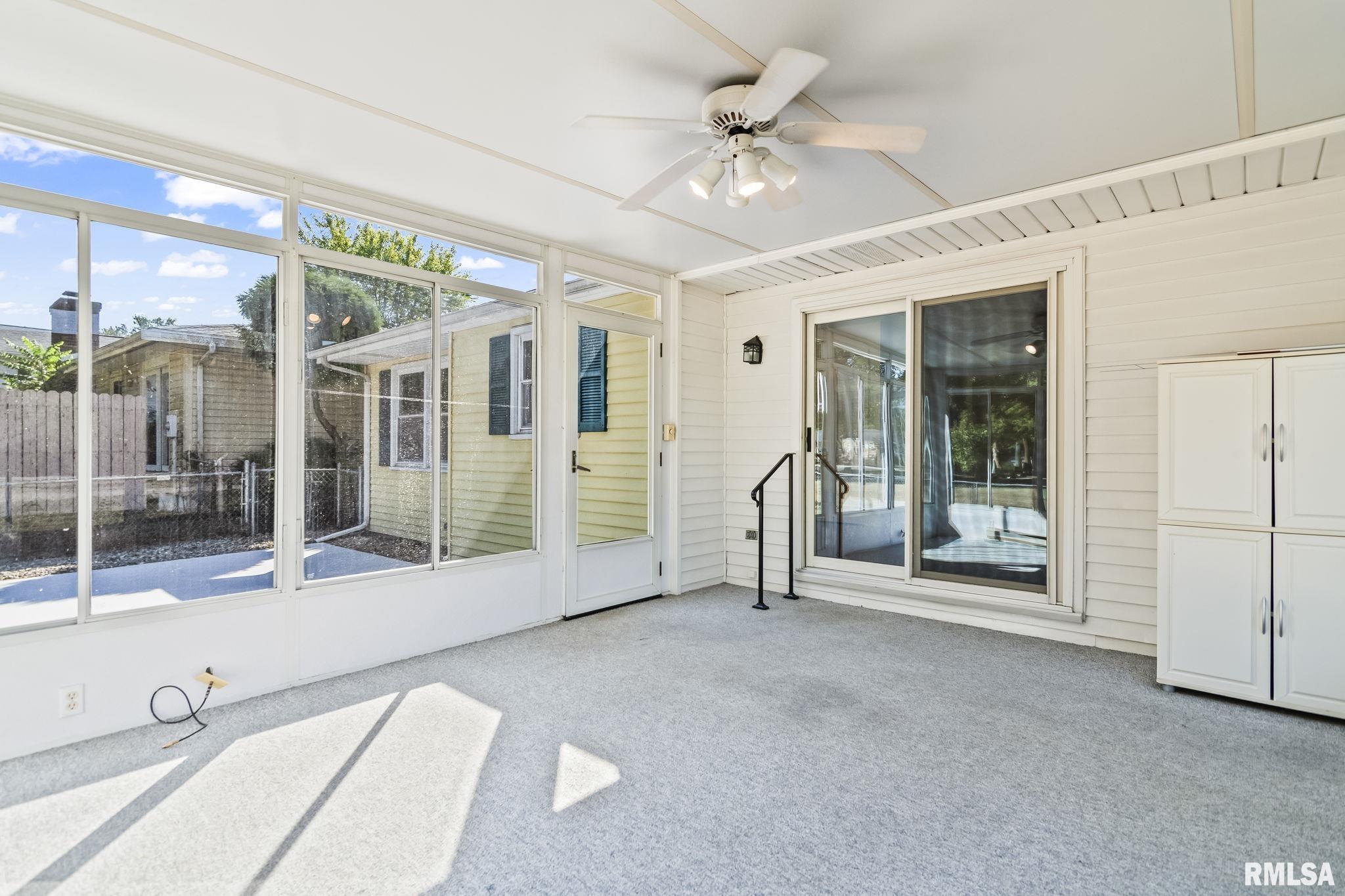 1 ROOSEVELT Road