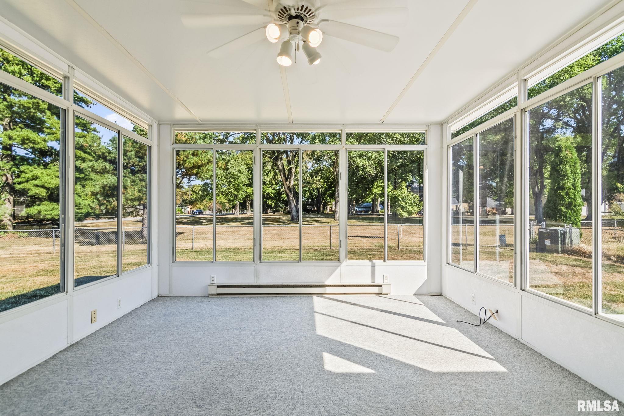 1 ROOSEVELT Road